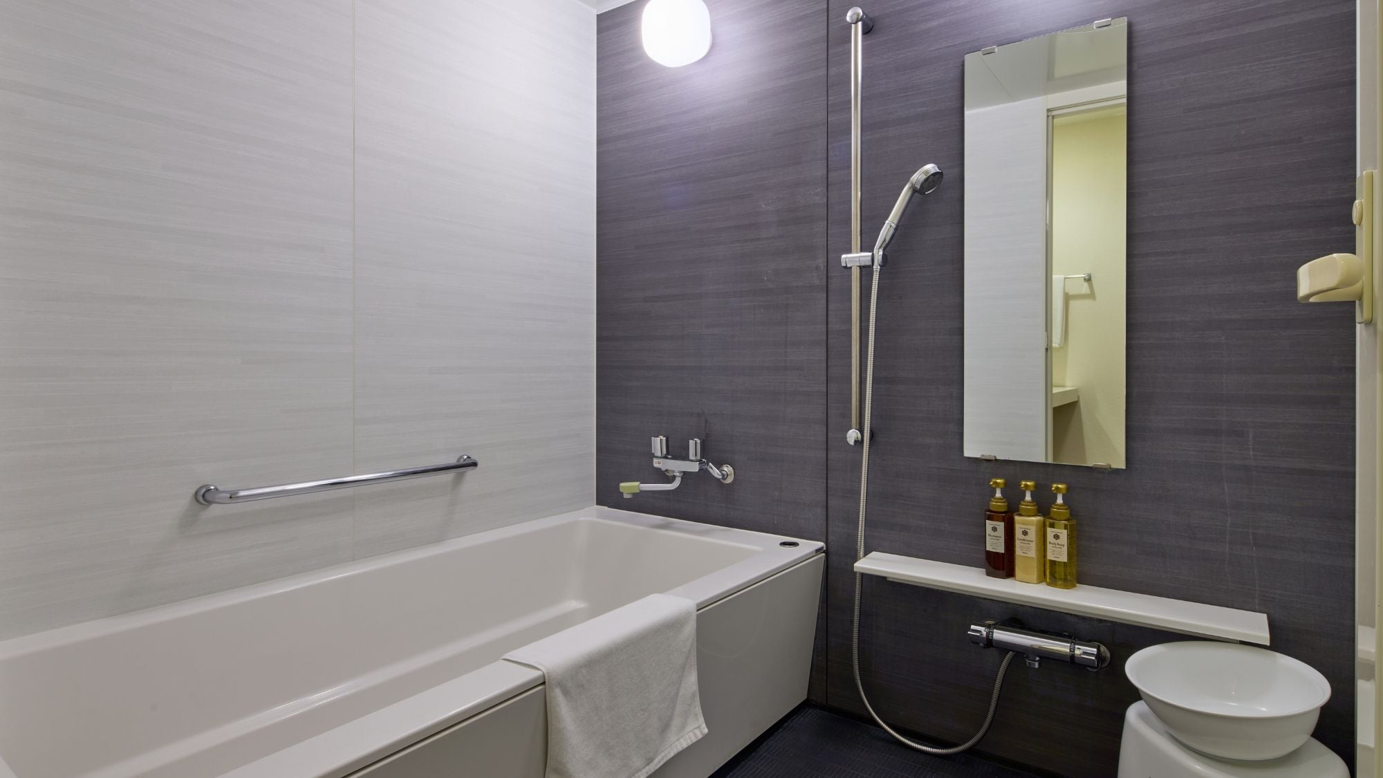[Field Park Tower] Executive Ocean Kamar mewah dengan pemandangan indah. (Kamar mandi dan toilet terpisah)
