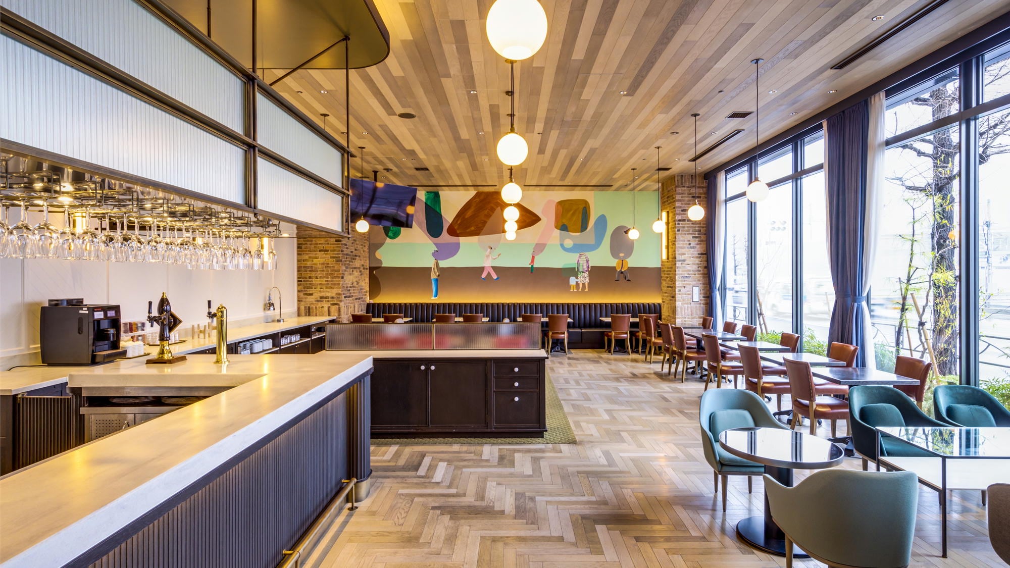 1F ร้านอาหาร "และไหน"