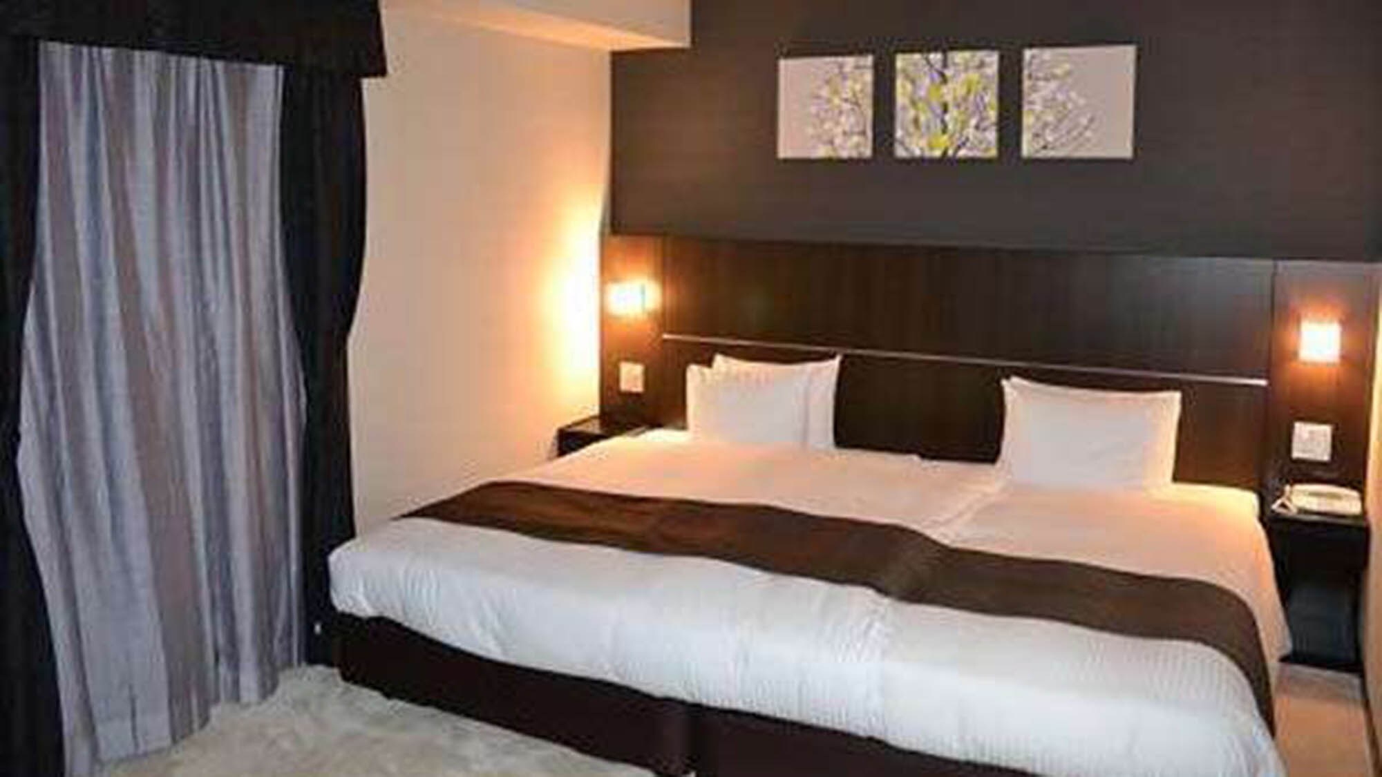 Suite Bedroom