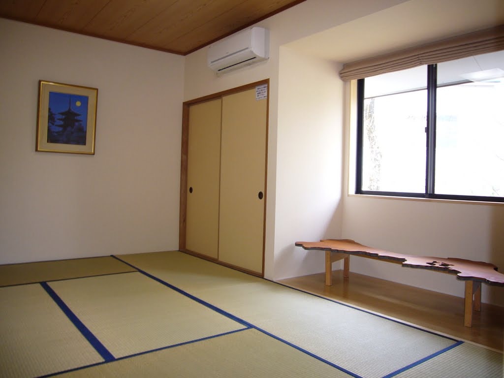 Japanese-style room