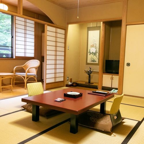 Guest rooms overlooking the Shima River