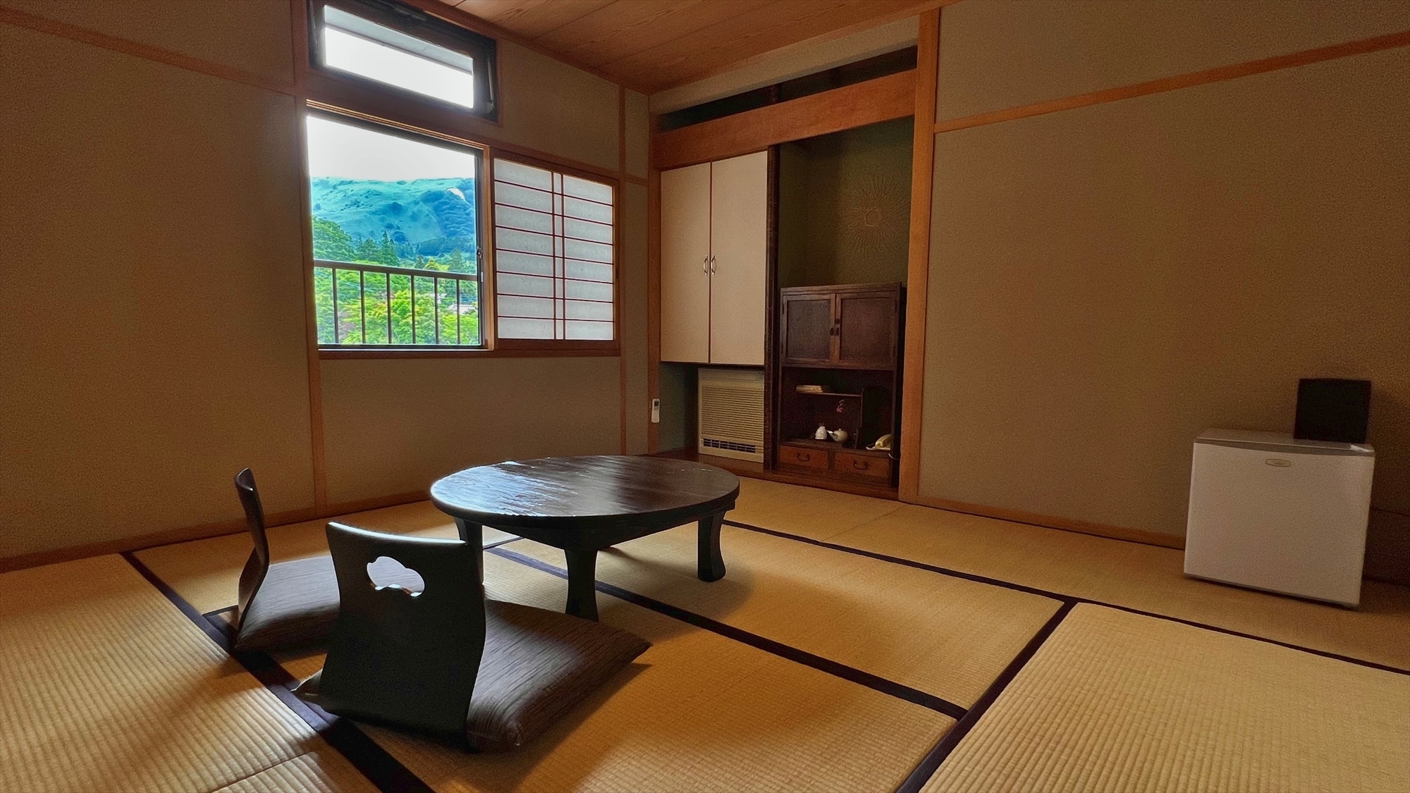 Japanese-style room 8 tatami mats / example