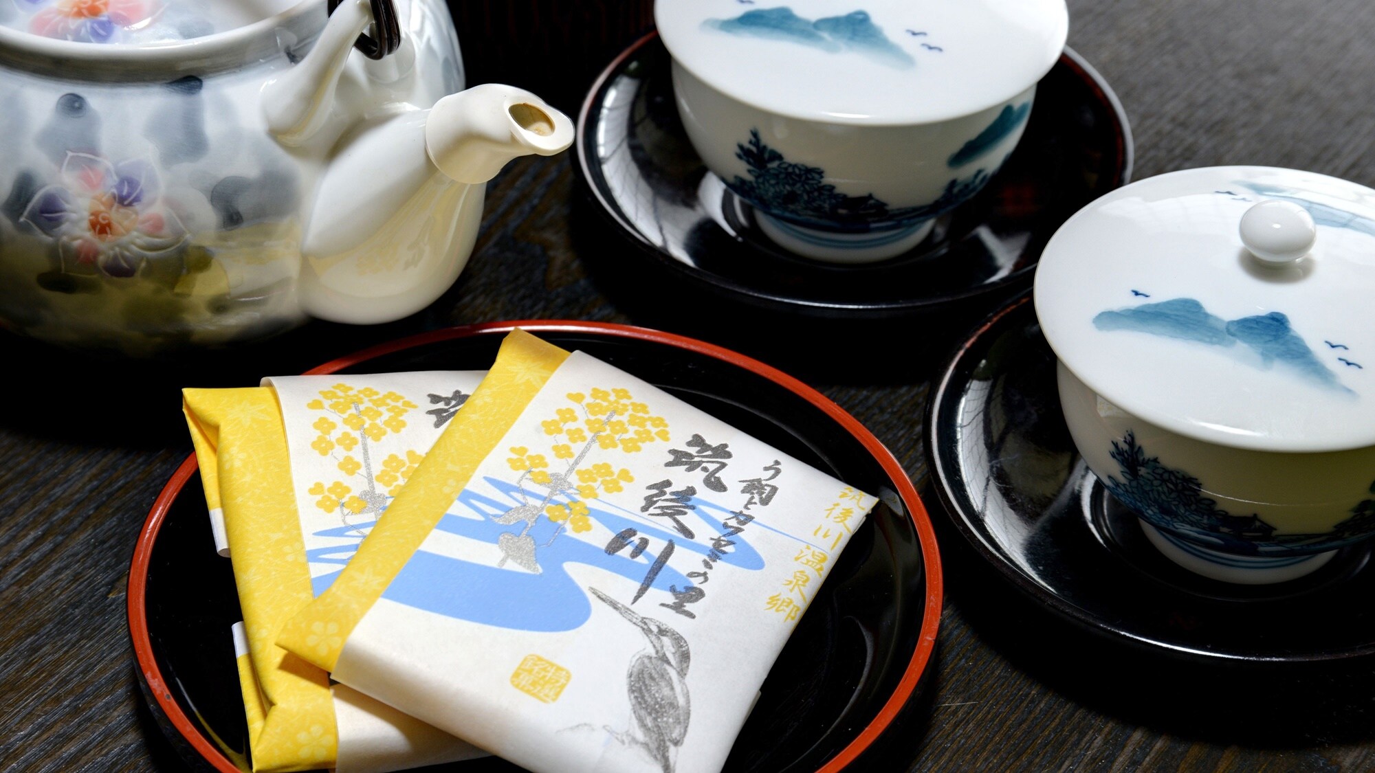 *[Room] After you arrive, take a break with some tea. Relax and unwind.