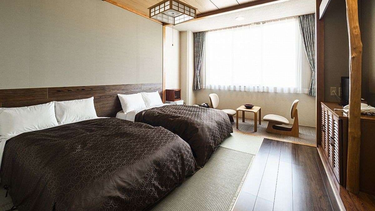 Japanese-style twin / low bed [non-smoking]