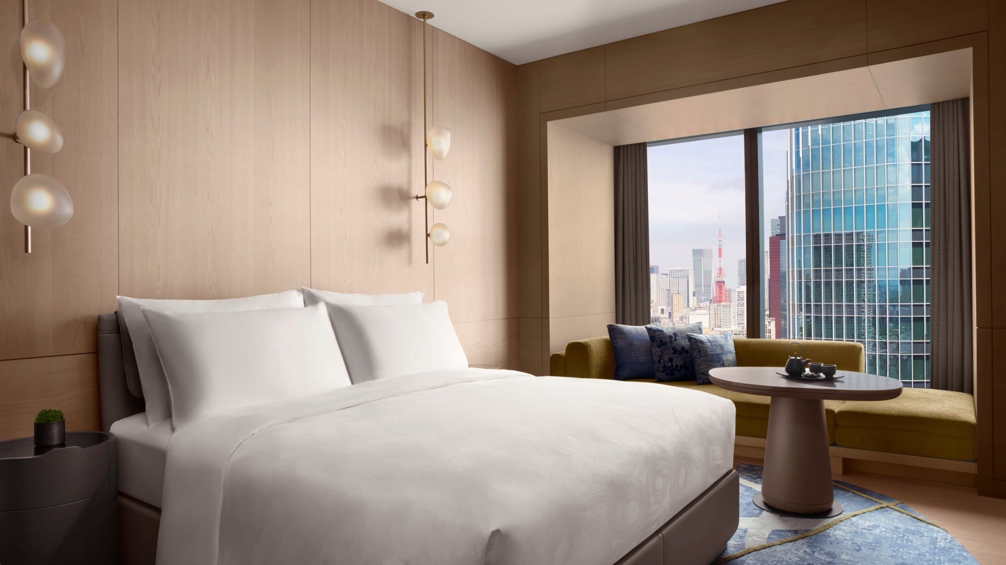 [Urban Deluxe King] Nikmati waktu pribadi yang mewah sambil memandangi menara ikonik yang berkilauan.