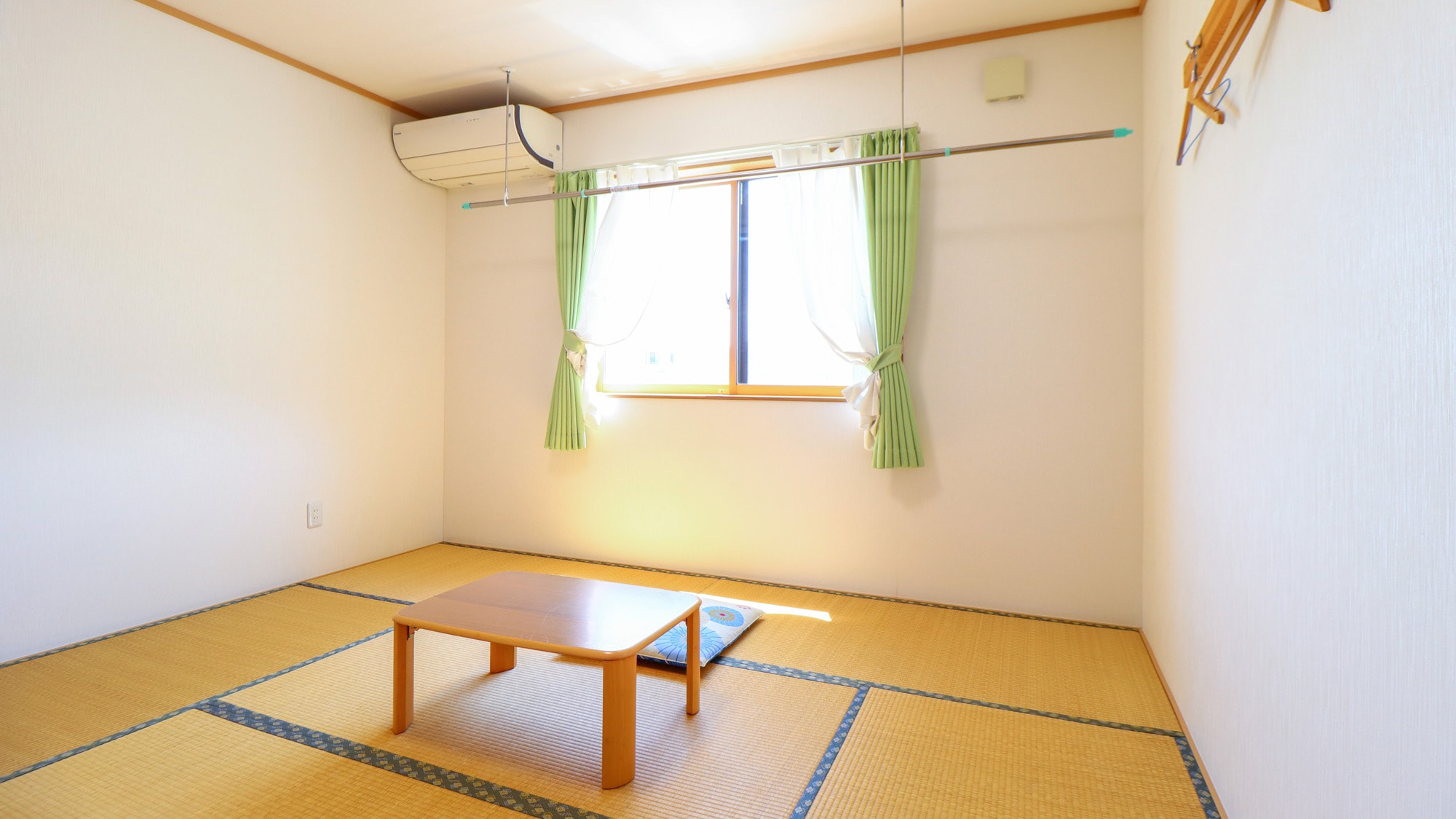 [Guest Rooms] Relax as if you were at home