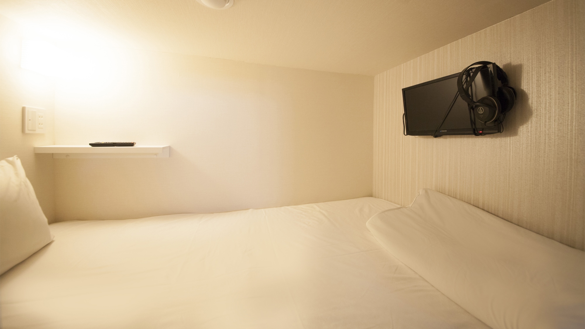  ☆ ◆ Capsule ◆ Single bed (90 cm width)