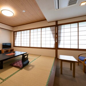 [Non-smoking] Room entrusted to you Japanese-style room