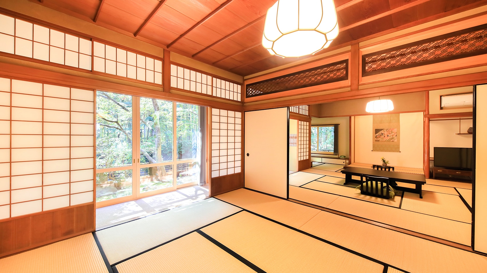 Registered Cultural Property: Yoshino Building Special Room "Tatsuta"