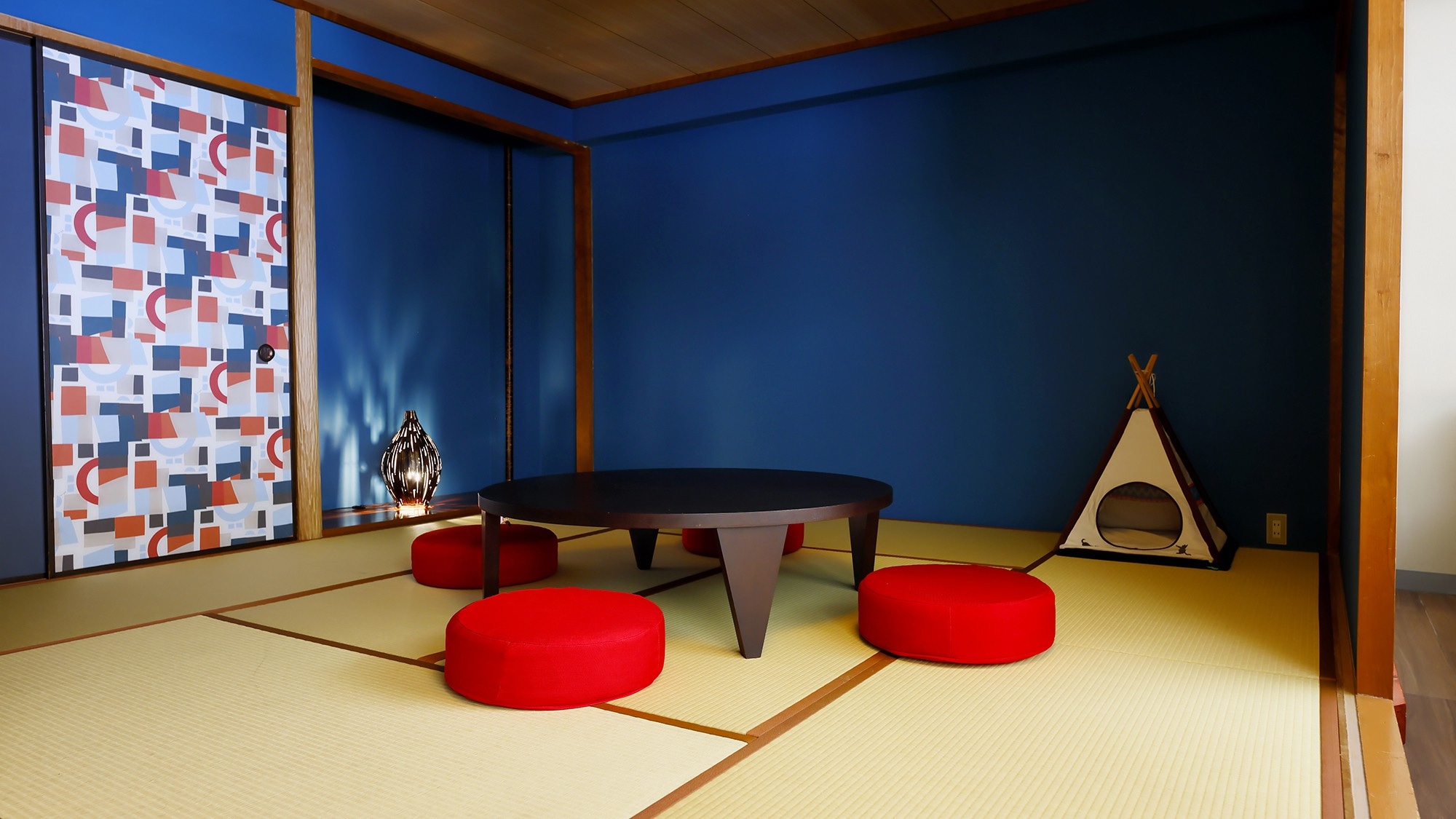 Dog Friendly (Japanese-Western style room)