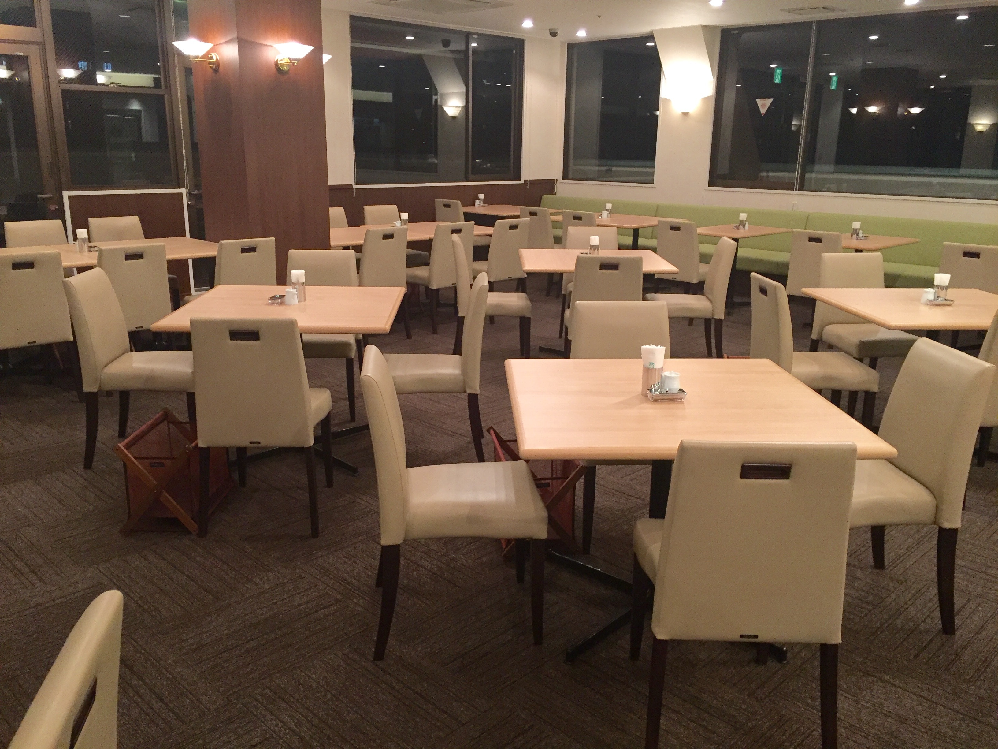 9th floor observation restaurant "Maple"