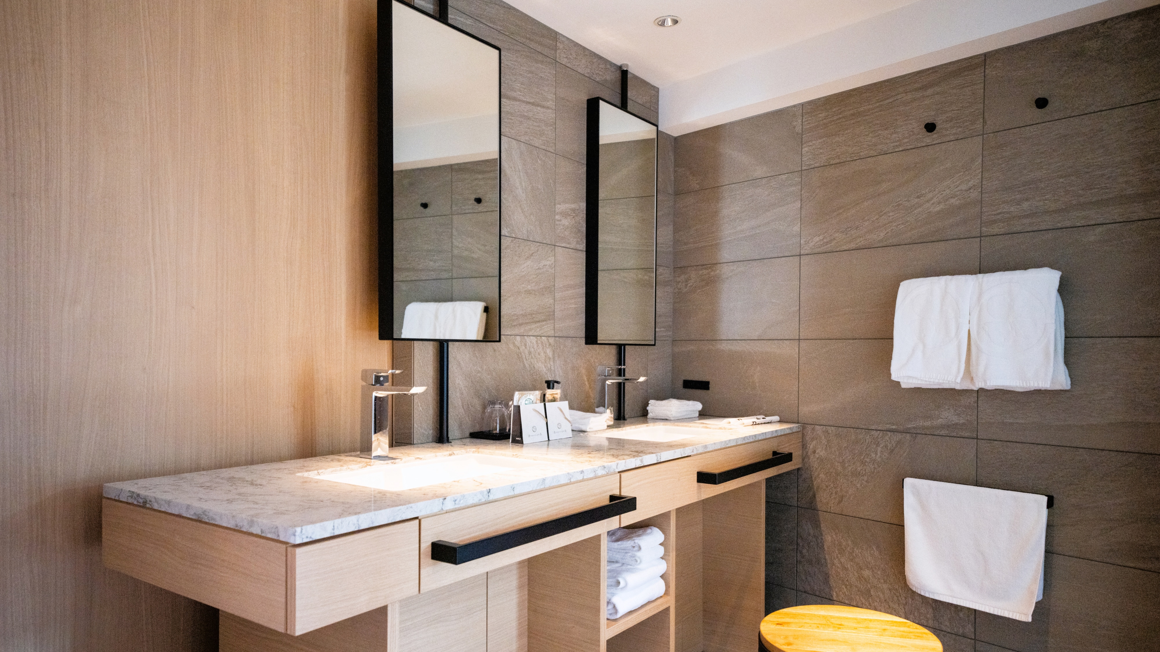 Twin with open-air bath (37 square meters, 1 room)