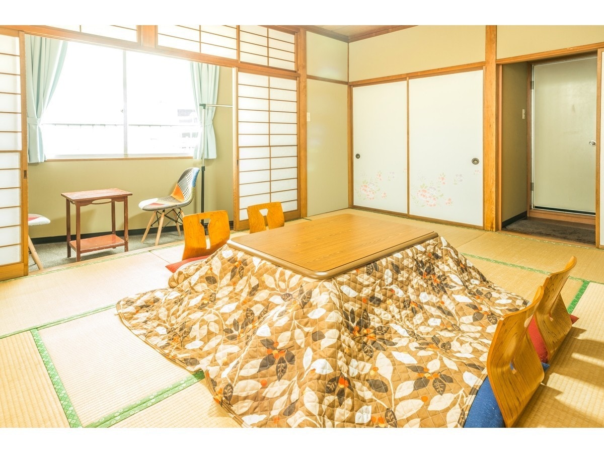 寬邊日式家庭房