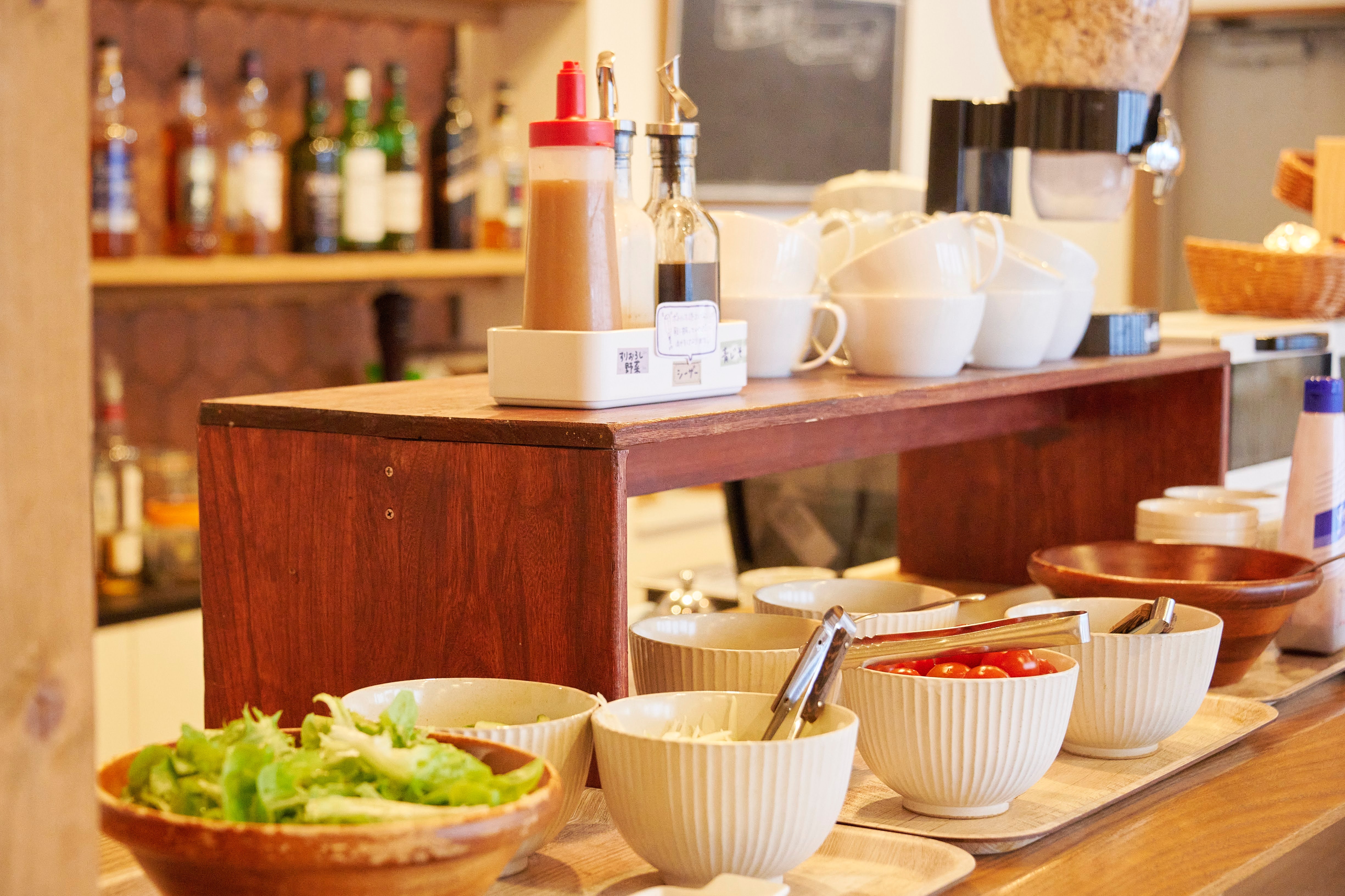 Breakfast buffet style ①