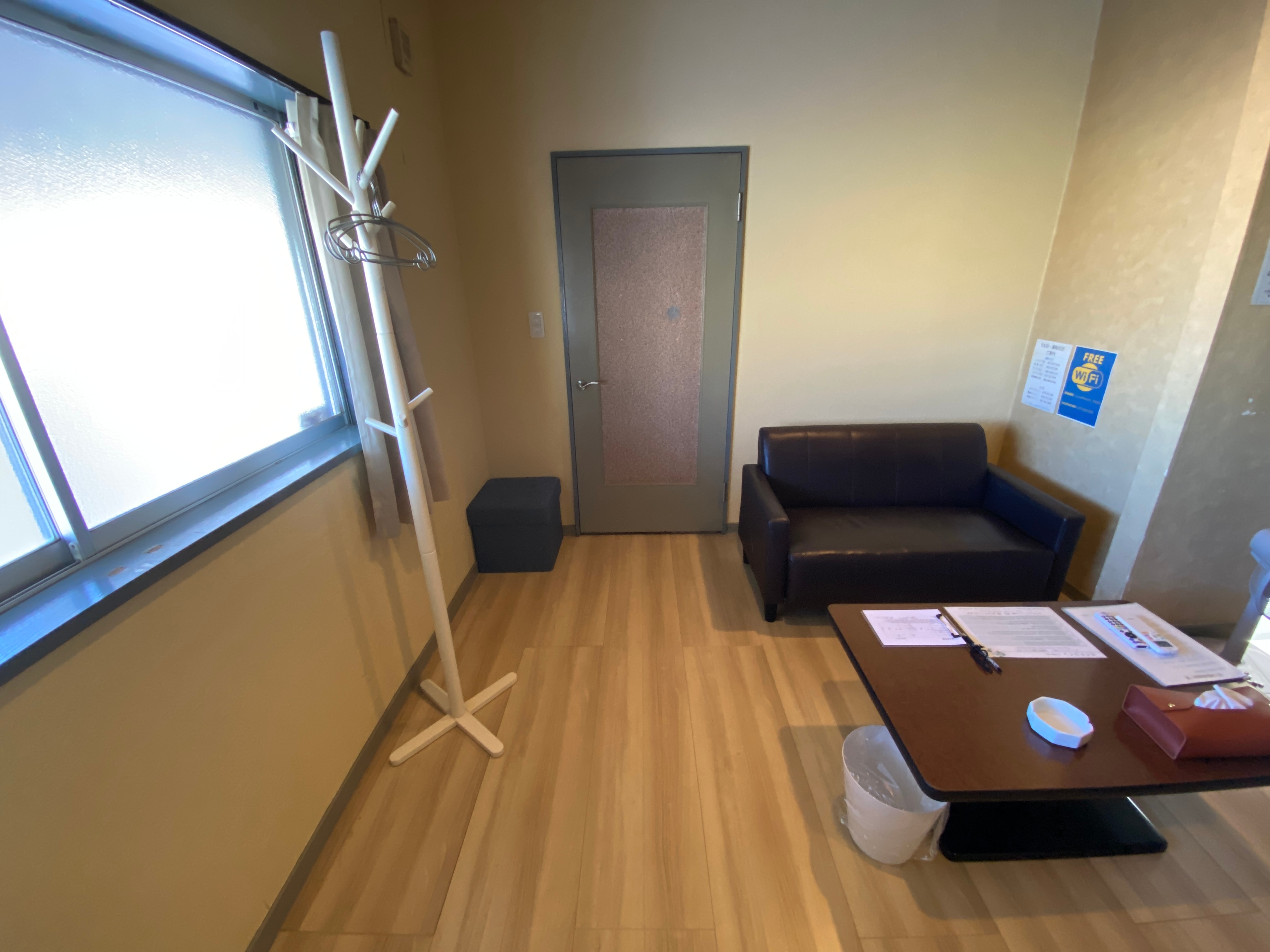 Room 16