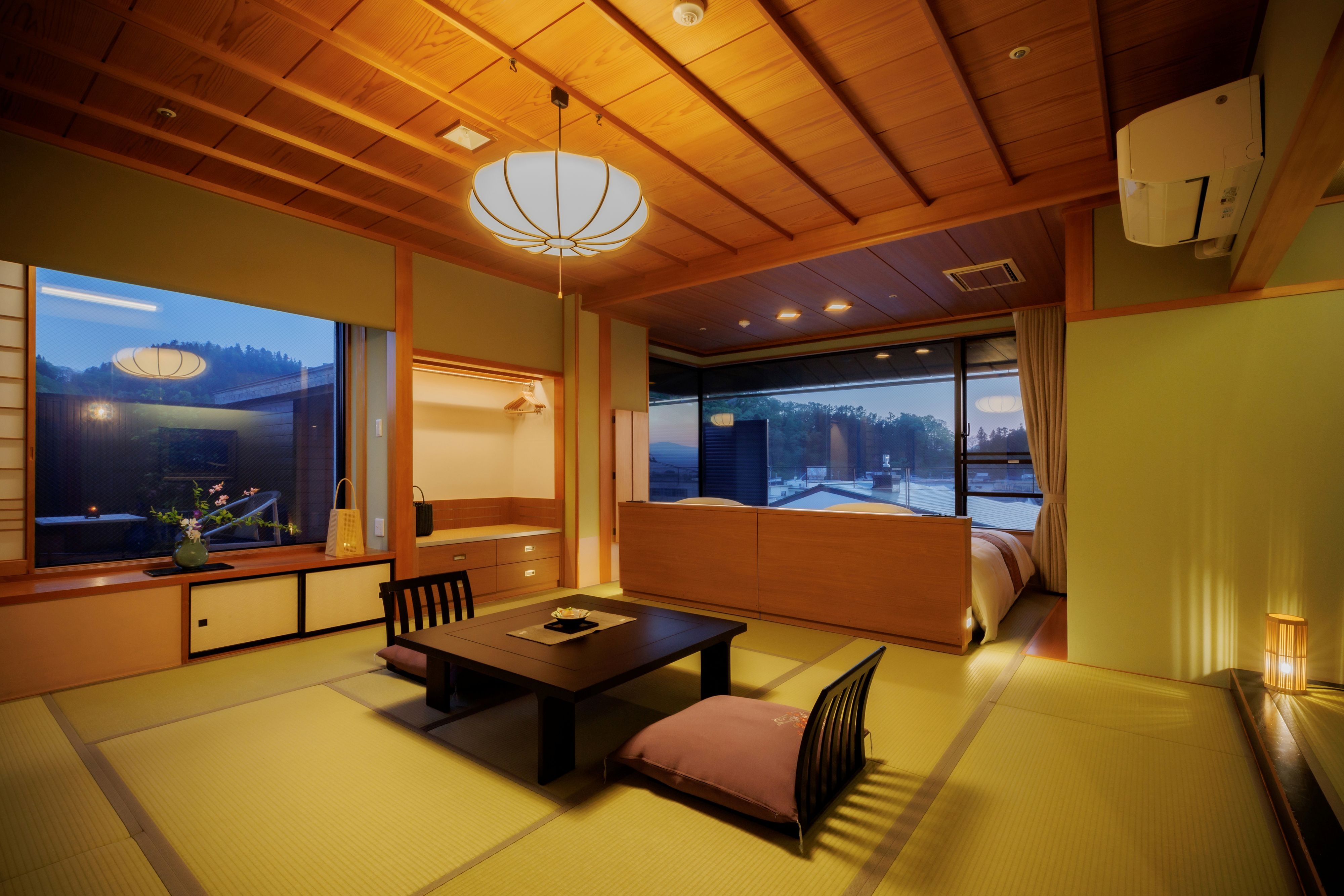 屋顶露台+带桑拿的日西合璧房间