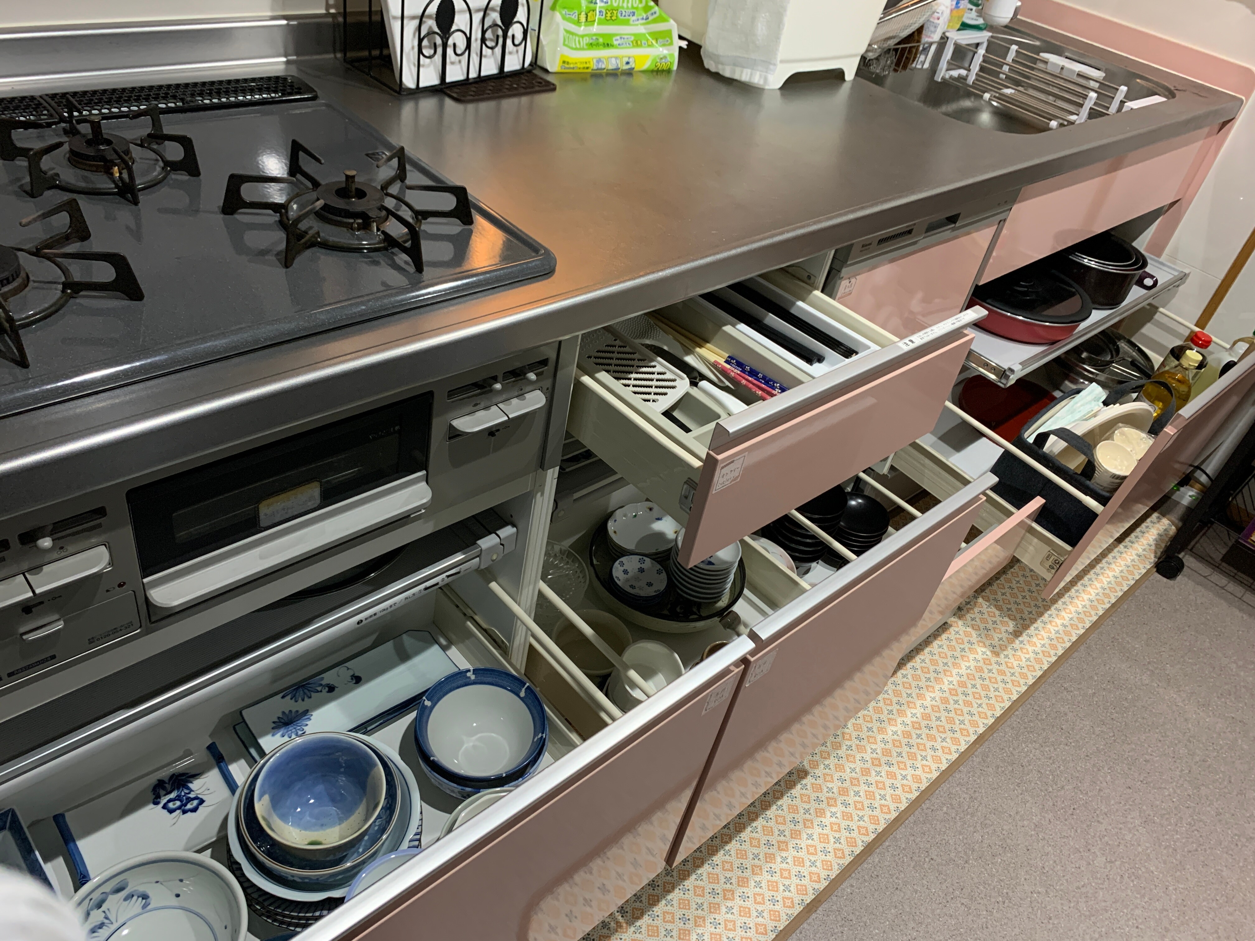 Tableware