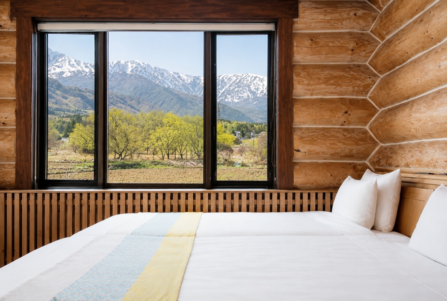 [Hotel] Twin Room / Deluxe Twin Room