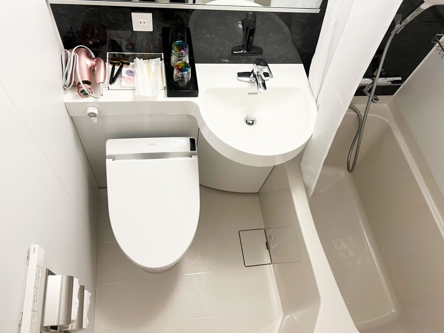Toilets and baths in each tent