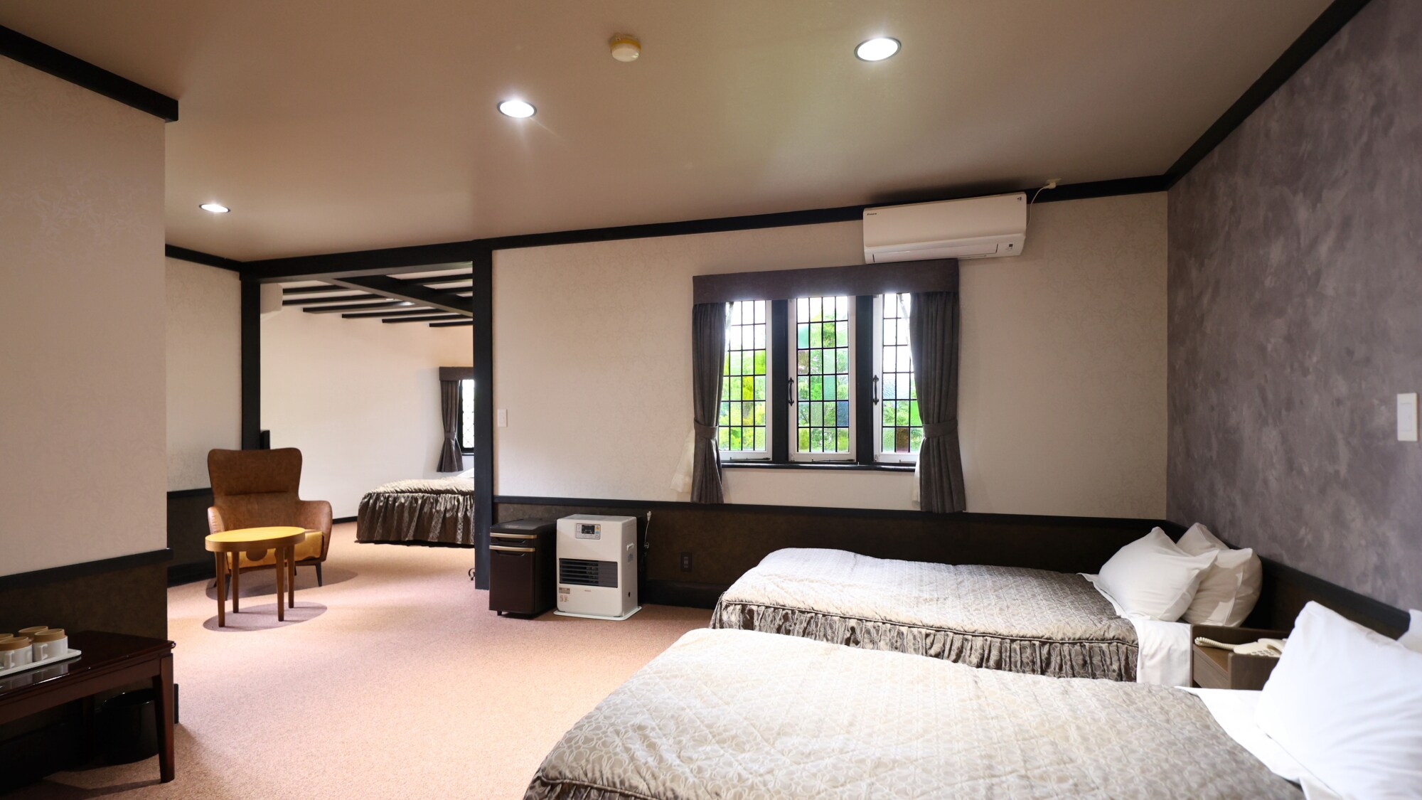 Grand Room [40m2/2-4 people/Garden View]