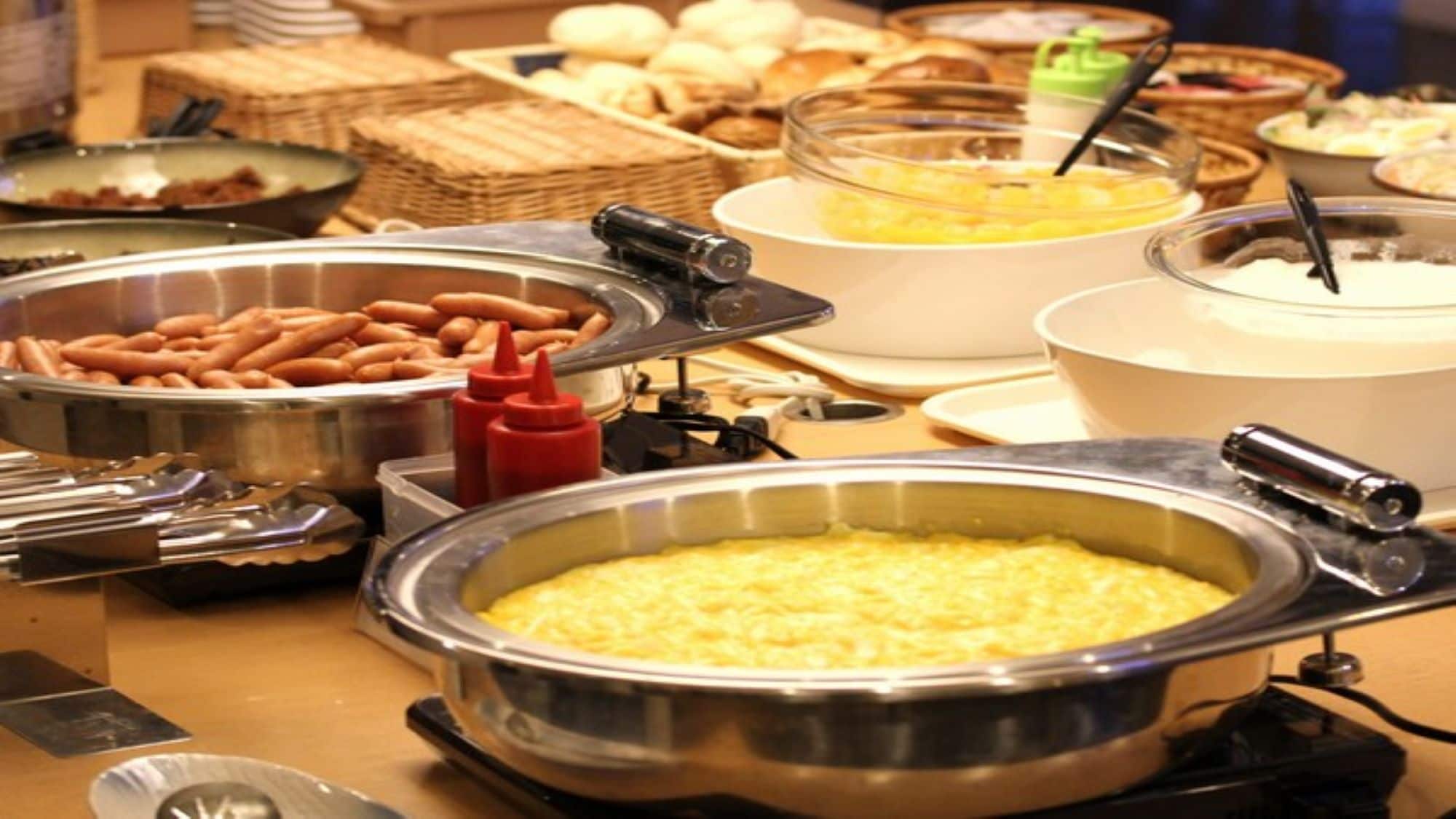 Breakfast sausage & scrambled eggs image