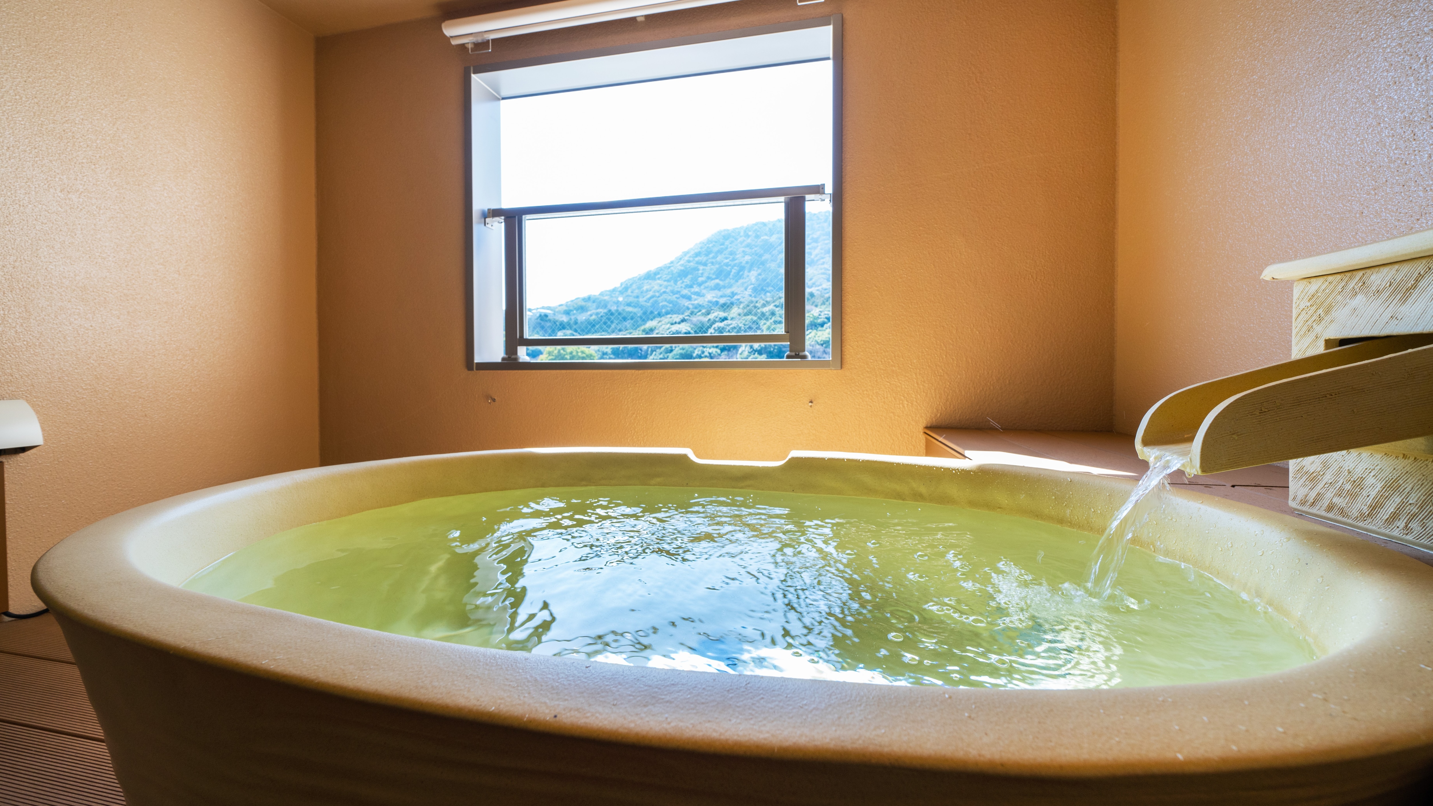 Open-air bath with terrace Sansuikan 9th floor luxury open-air bath