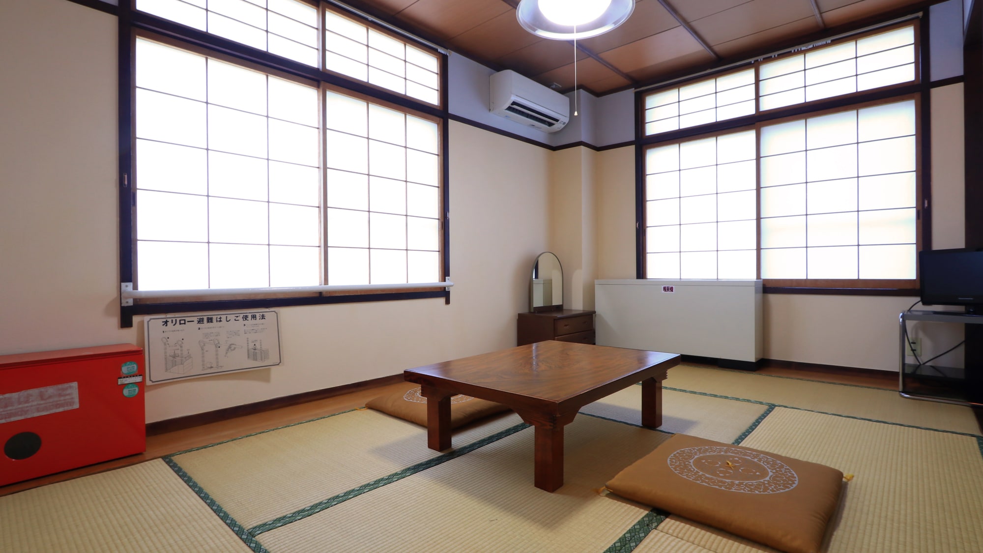 Japanese-style room 7.5 tatami mats [Uguisu]
