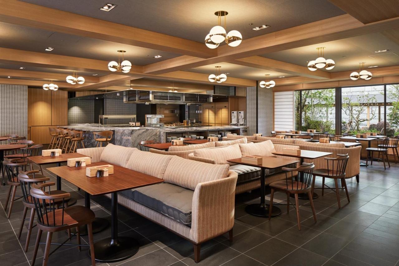 Tempat makan santai "KYOTO BISTRO"