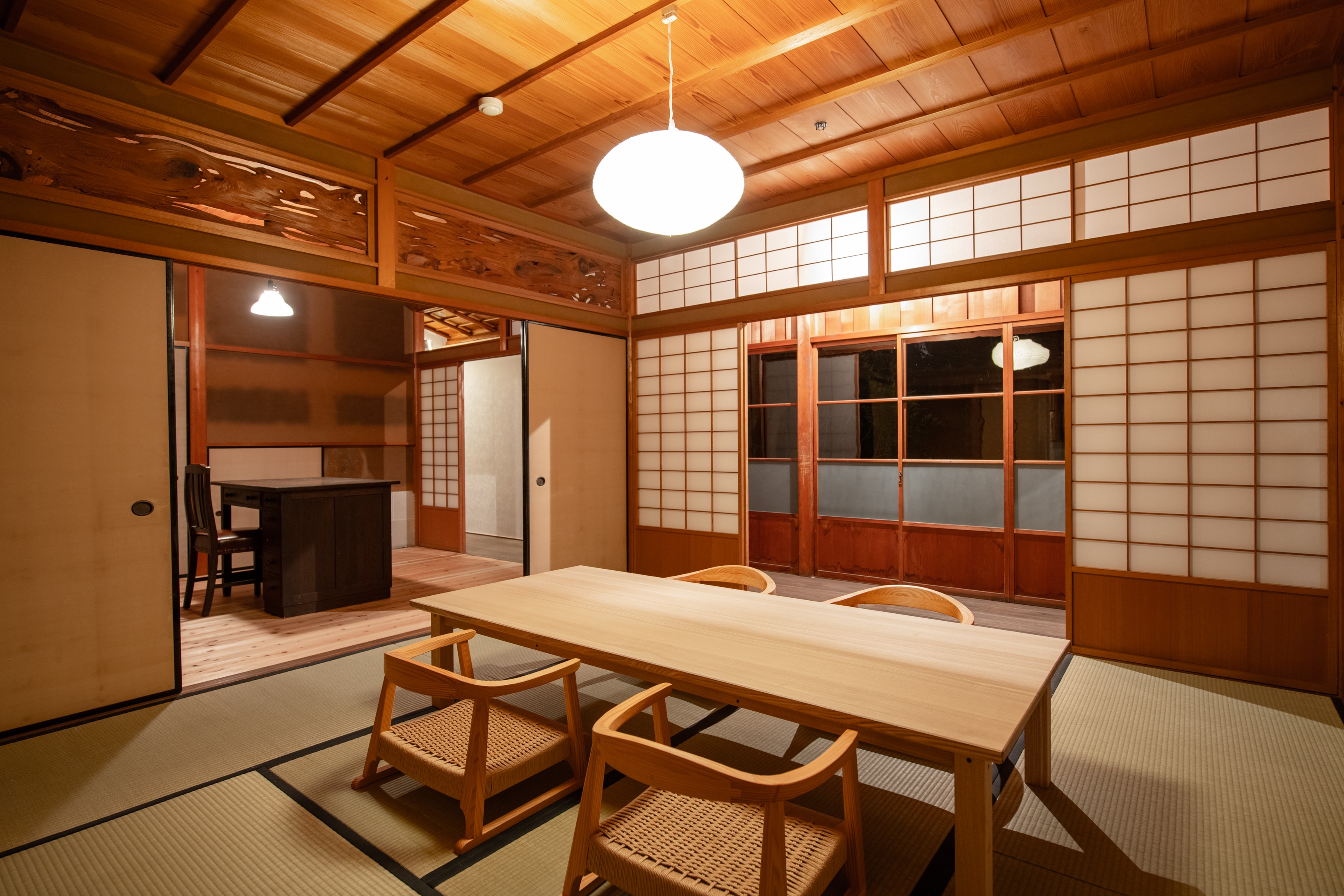 Main house Ayanishi Living and study