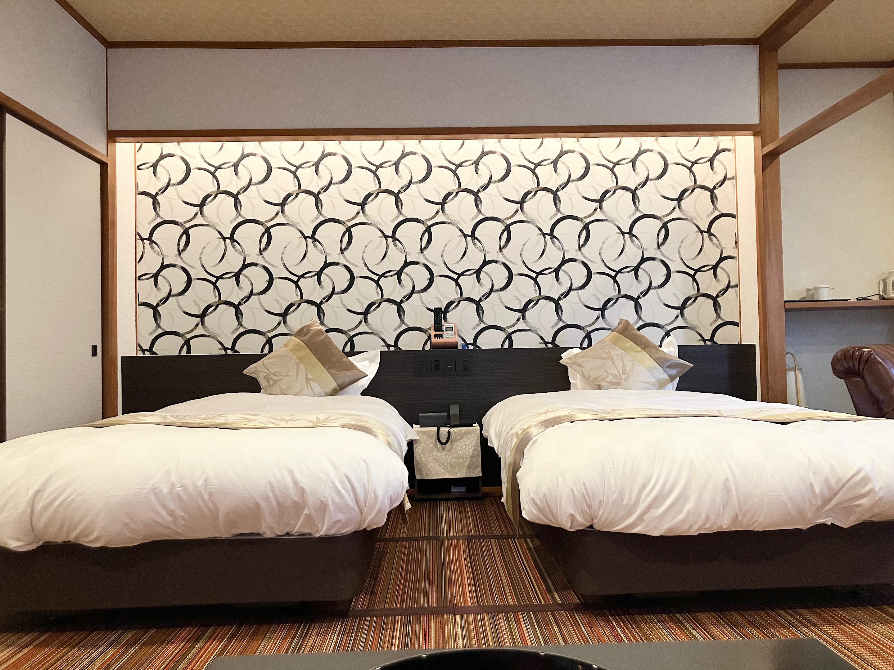 NEW [Japanese Beauty Suite] 30 square meters [10 tatami mats + bathroom toilet + washstand + wide veranda]