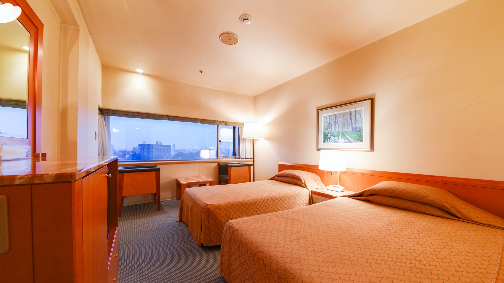 Standard Twin / A room with an Italian-style interior.