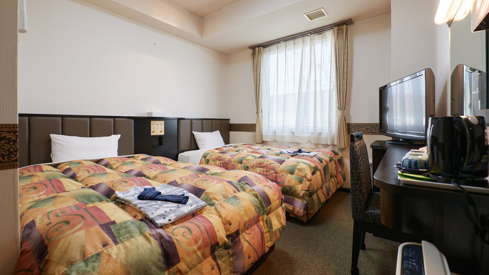 主樓緊湊型雙床房