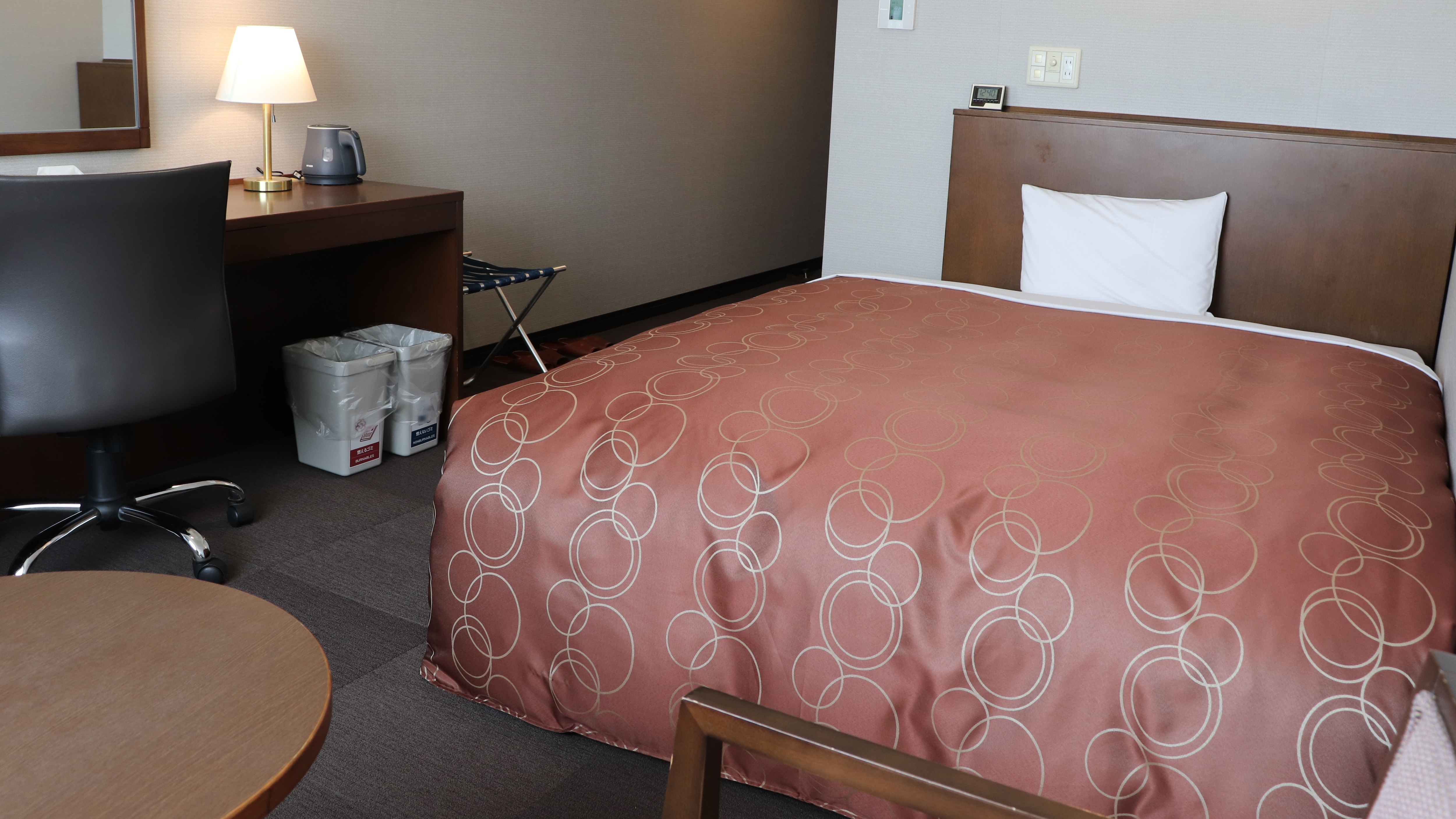 標準雙人房（1人）