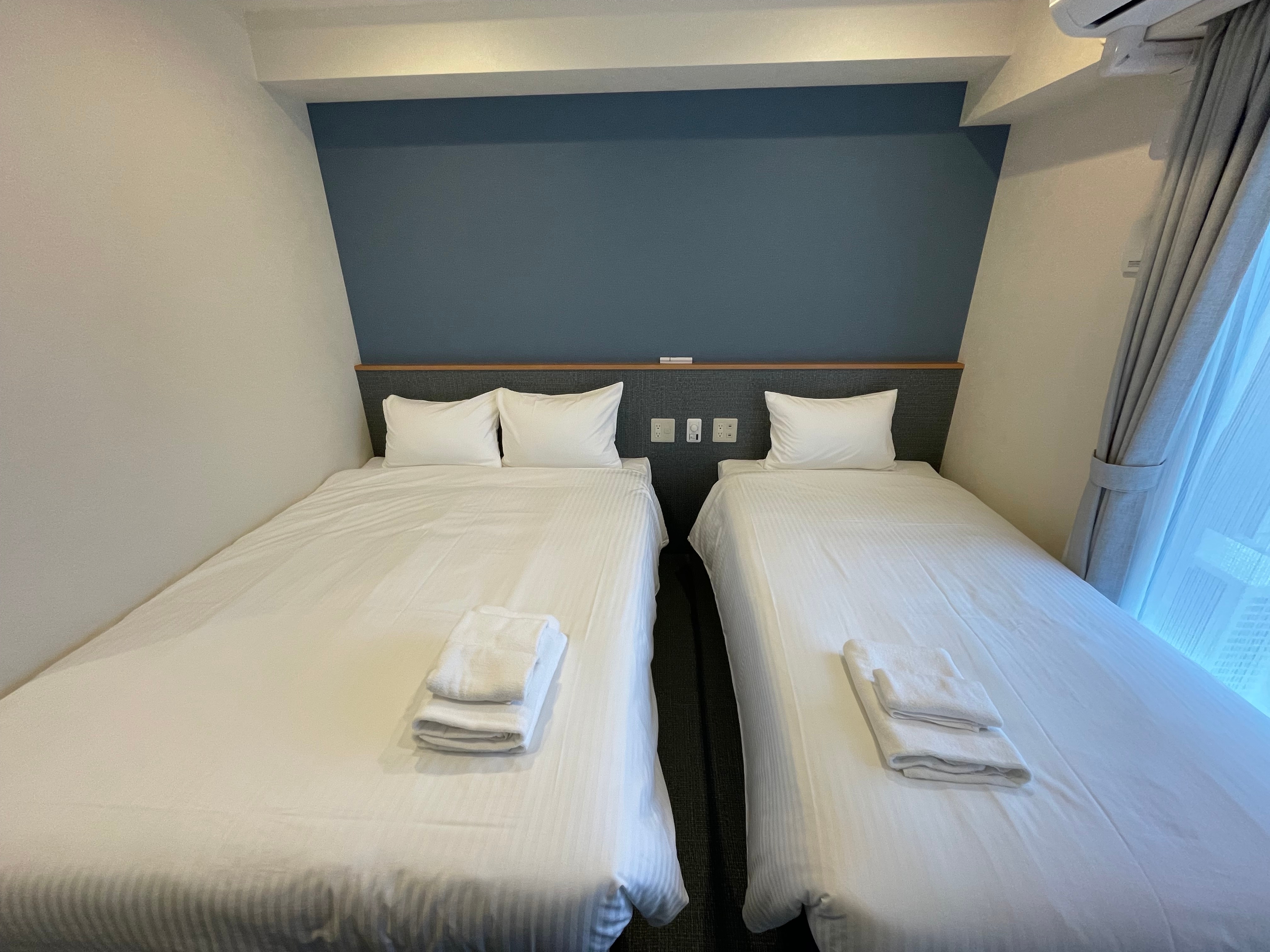 Double bed/single bed
