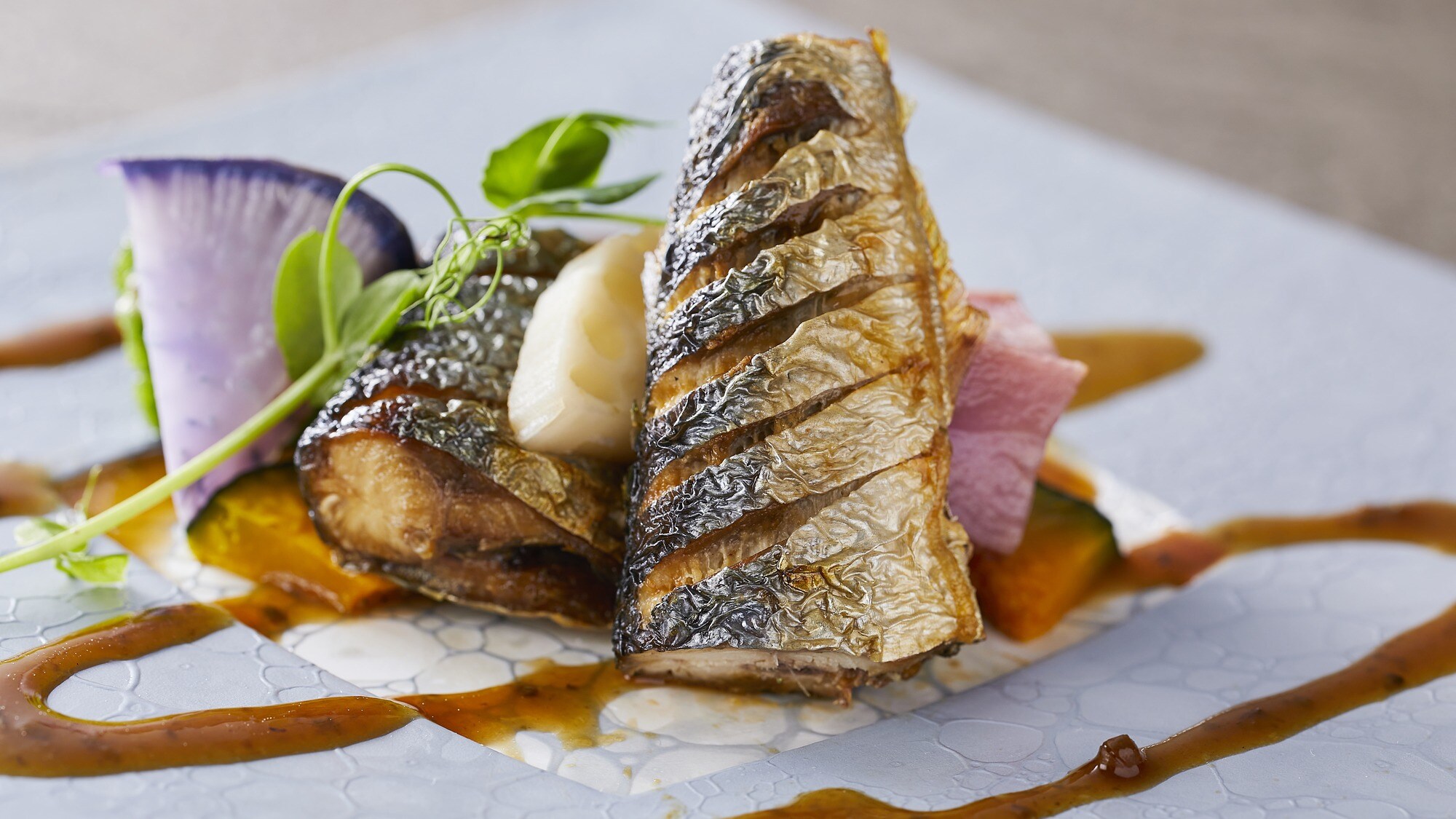[Local Delights Kaiseki Course] Autumn (September-November 2026) Grilled Dish: Grilled Pacific Saury with Sansho Pepper