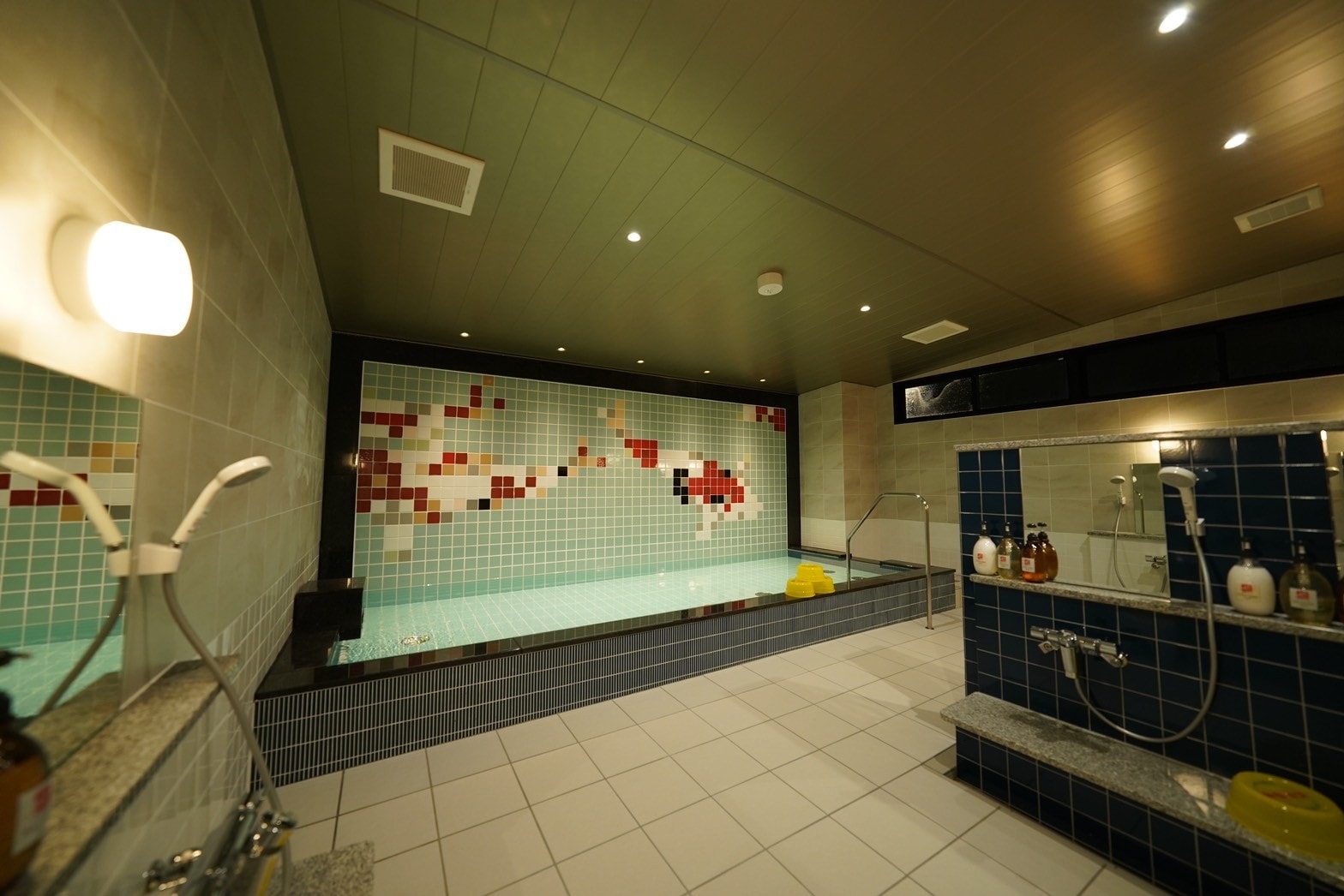 Public bath "Shokoiyu" men's bath