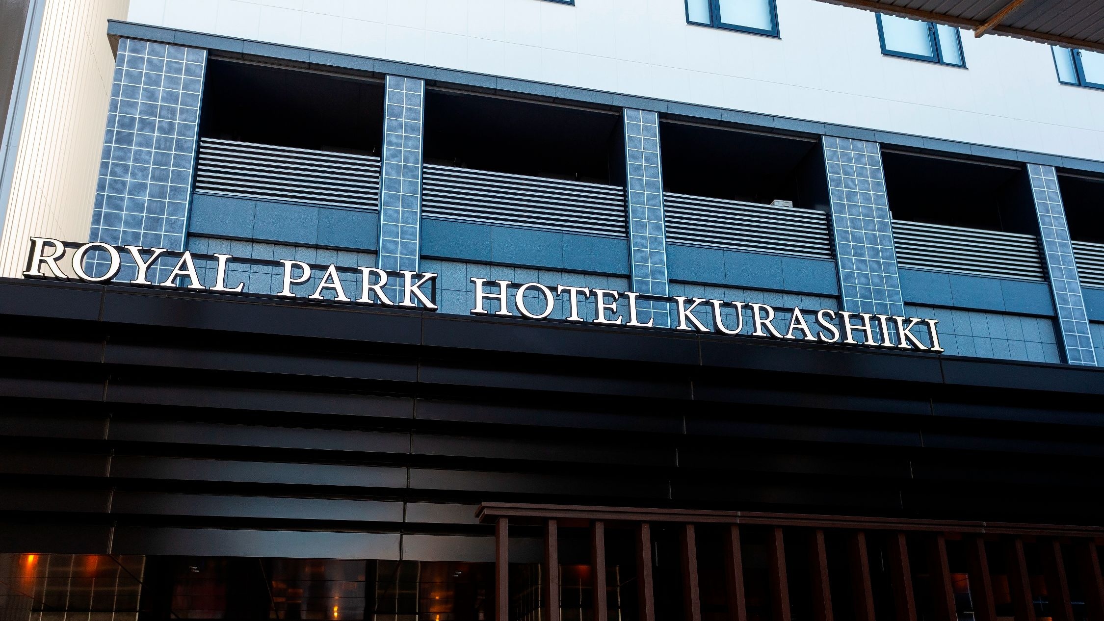 [Hotel entrance (image)]