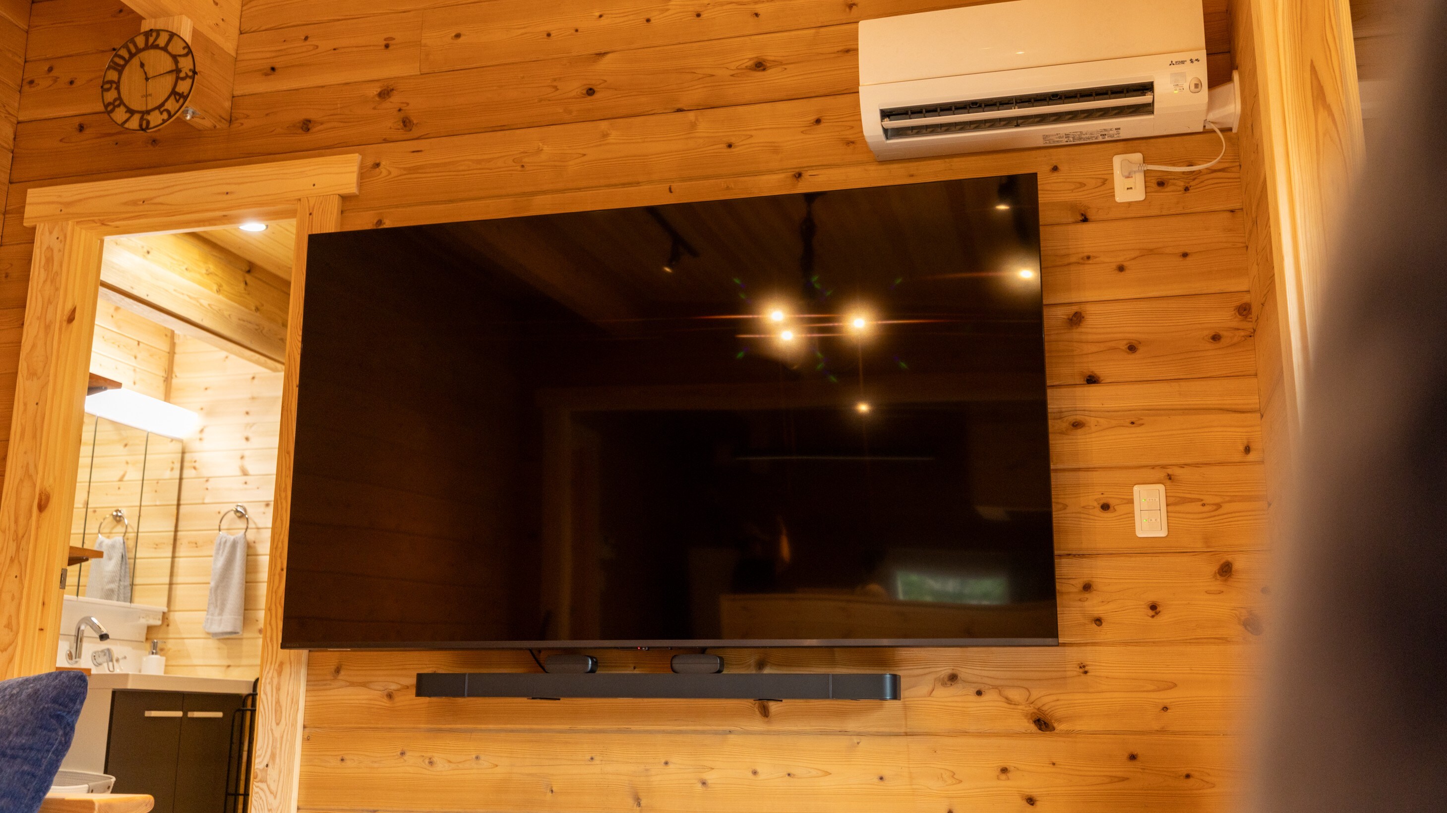 Premium Cottage [Ichifusa] equipped with an 80-inch smart TV and Dolby system♪