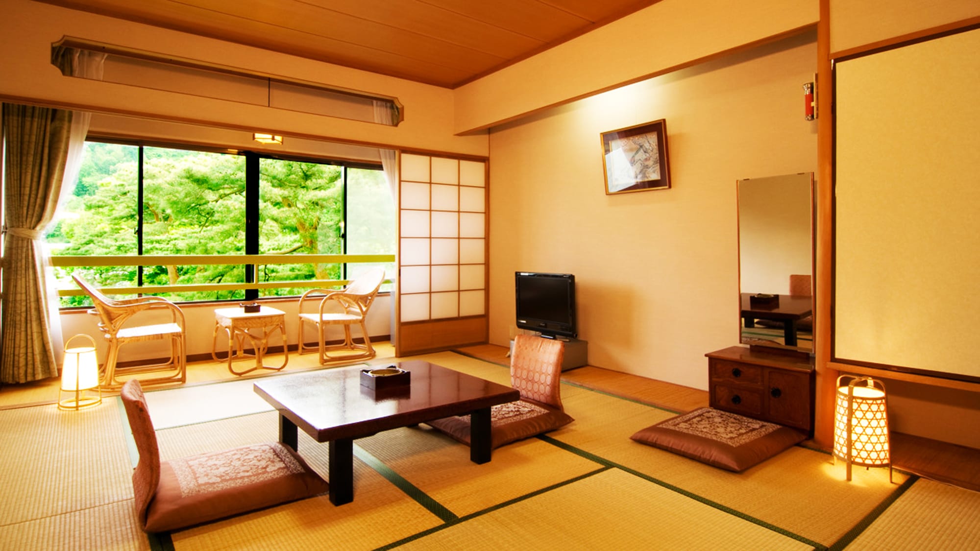 Kamar bergaya Jepang dengan 10 tikar tatami, kamar mandi dan toilet pribadi, menghadap taman [Dilarang merokok]