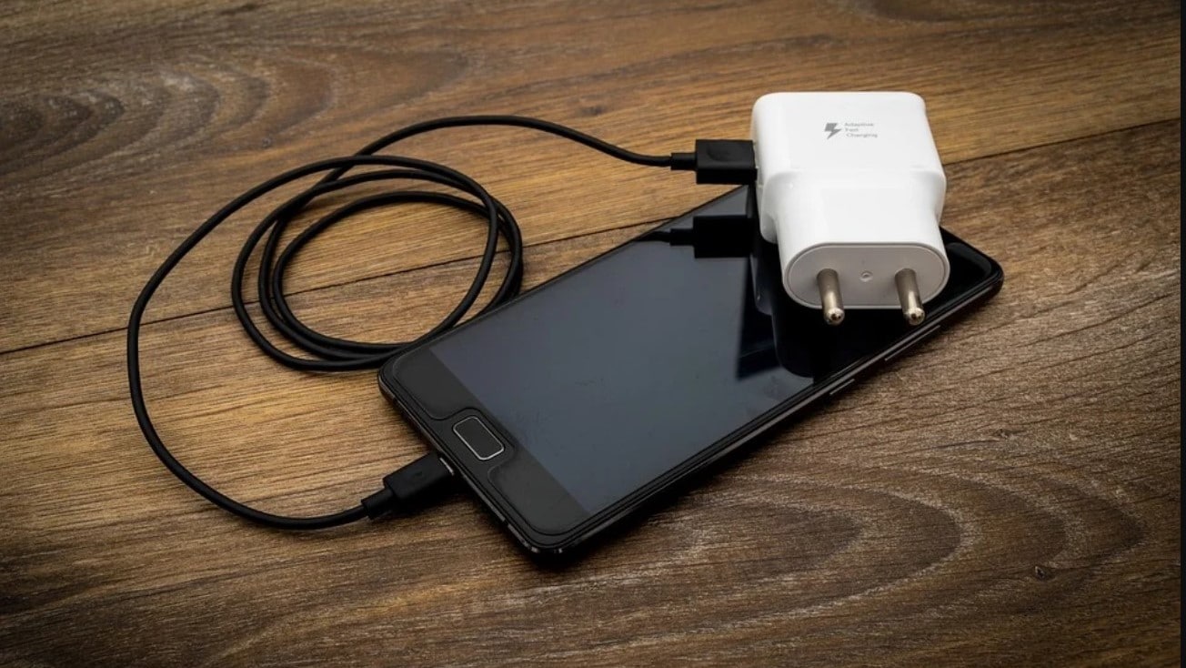 Free rental of mobile phone chargers available!