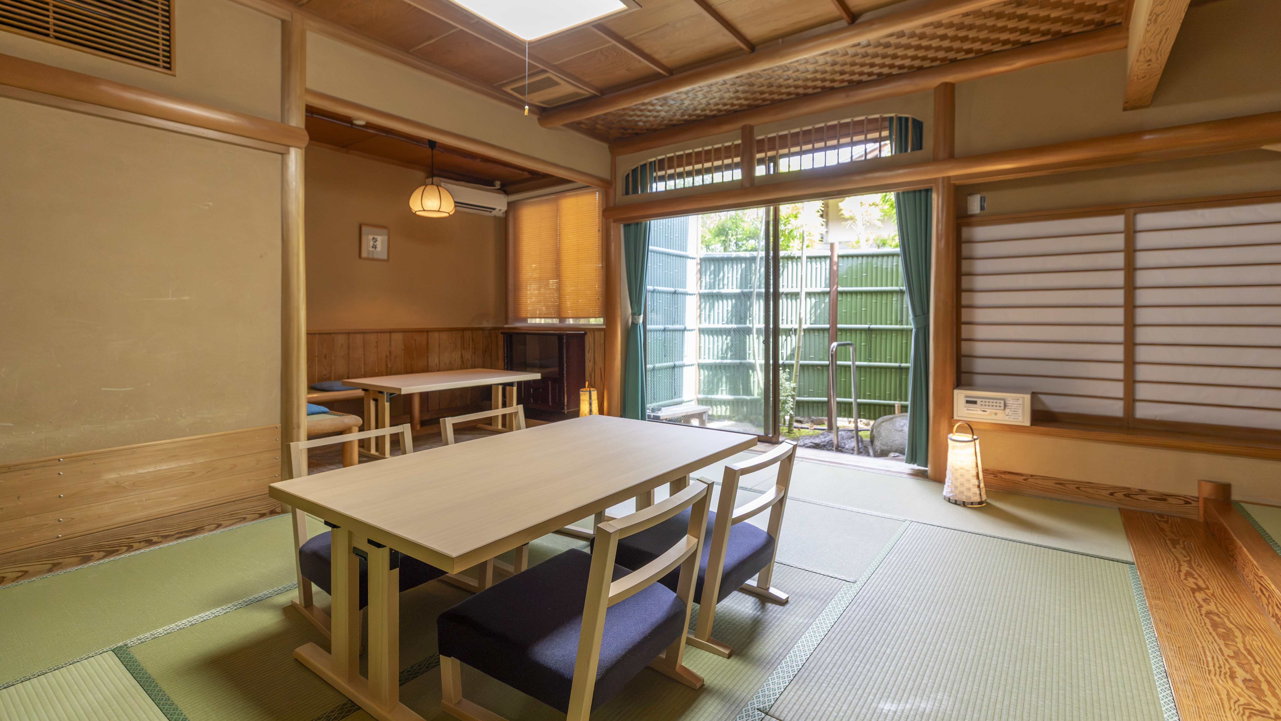 [Room with open-air bath] Room 103 Fukuju Room: Japanese-style room (46 sq m) + miniature garden