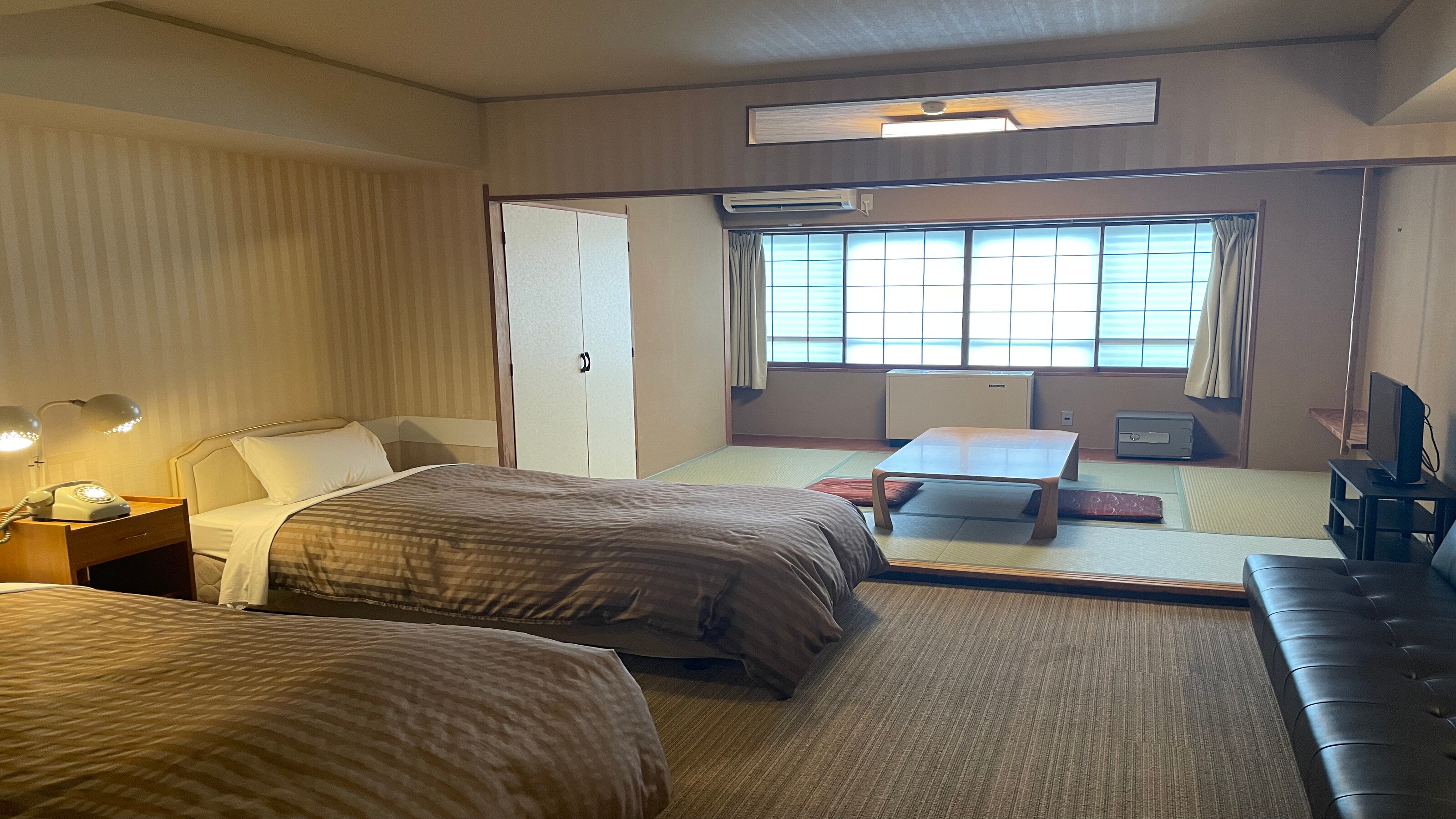 日西合璧客房(双床间+6张榻榻米)