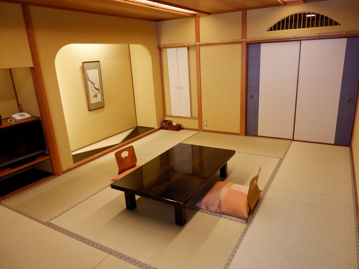 ห้องพักทุกห้องเป็นห้องสไตล์ญี่ปุ่น ทุกห้องมีห้องน้ำ ♪
