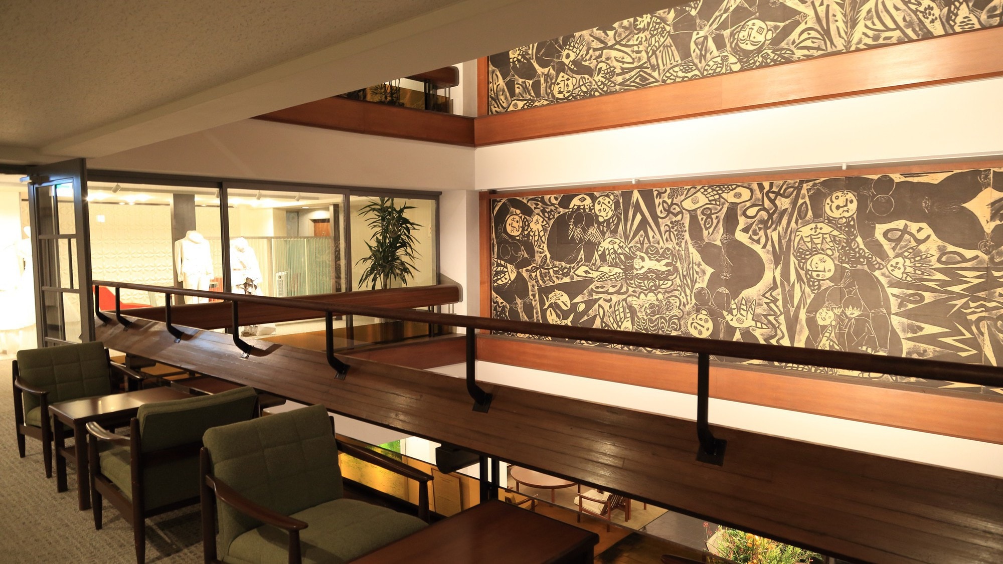 2nd floor corridor