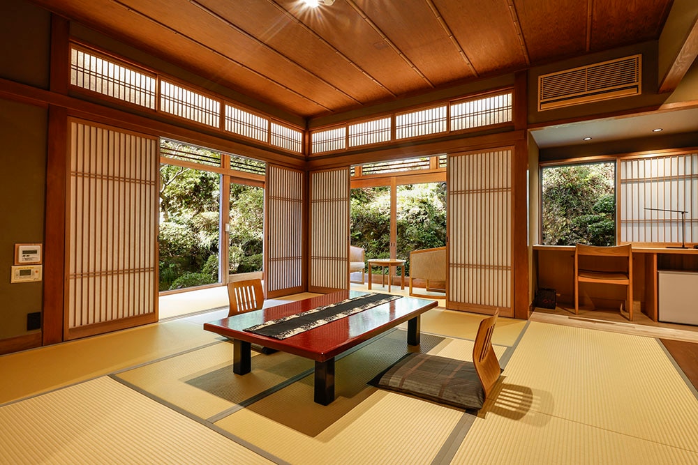 Special guest room with semi-open-air bath (Room 121)