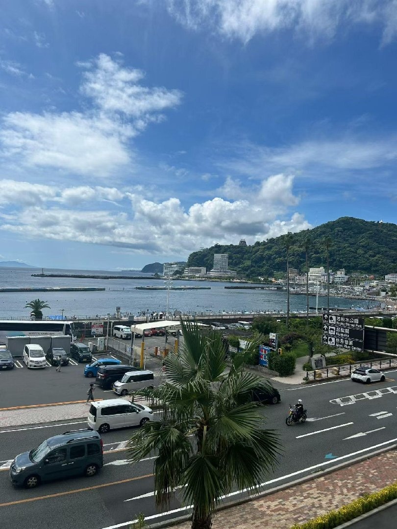 90061bf0d3176ab63202d04853ef99.jpeg