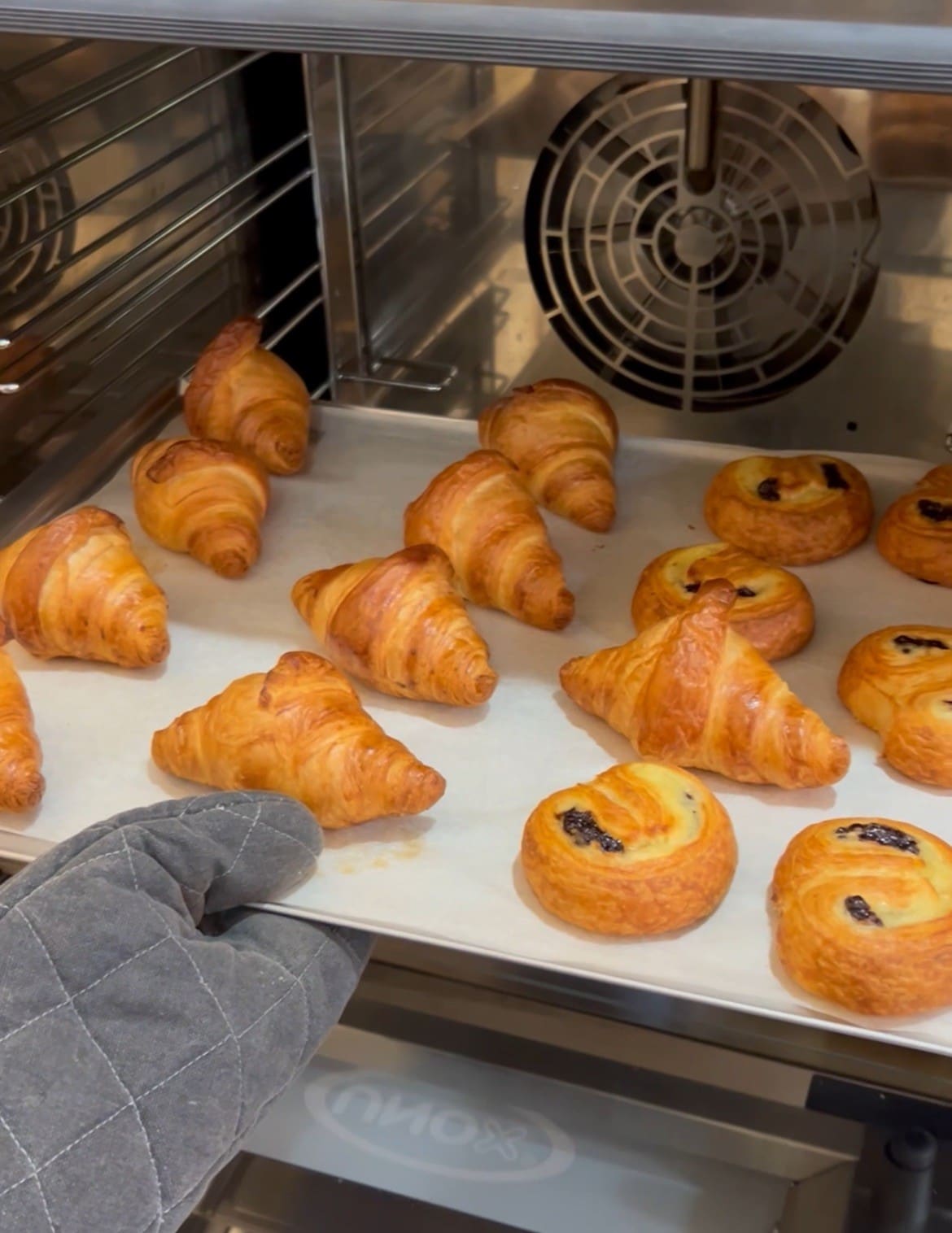 [Example of breakfast buffet]