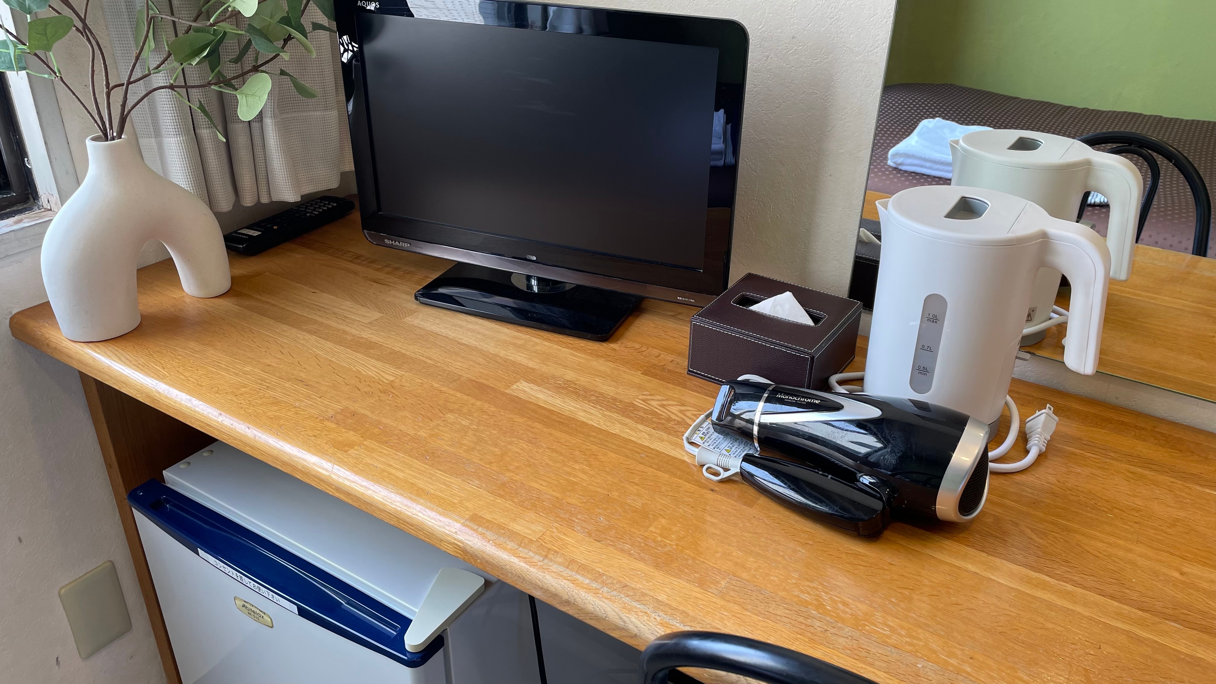 Examples of guest room amenities