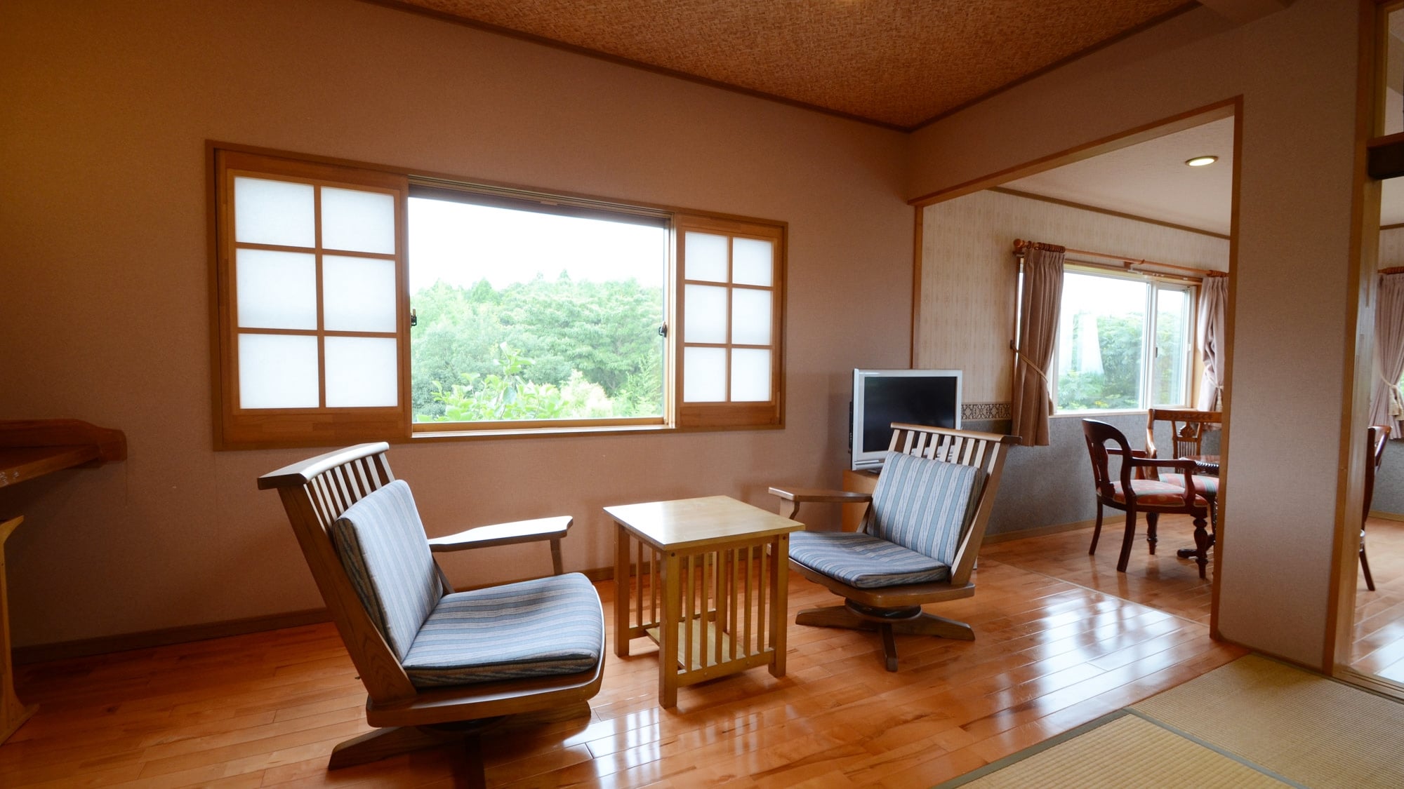 [Special Premier Japanese and Western Room] The best of Japanese and Western! Please spend an elegant time.