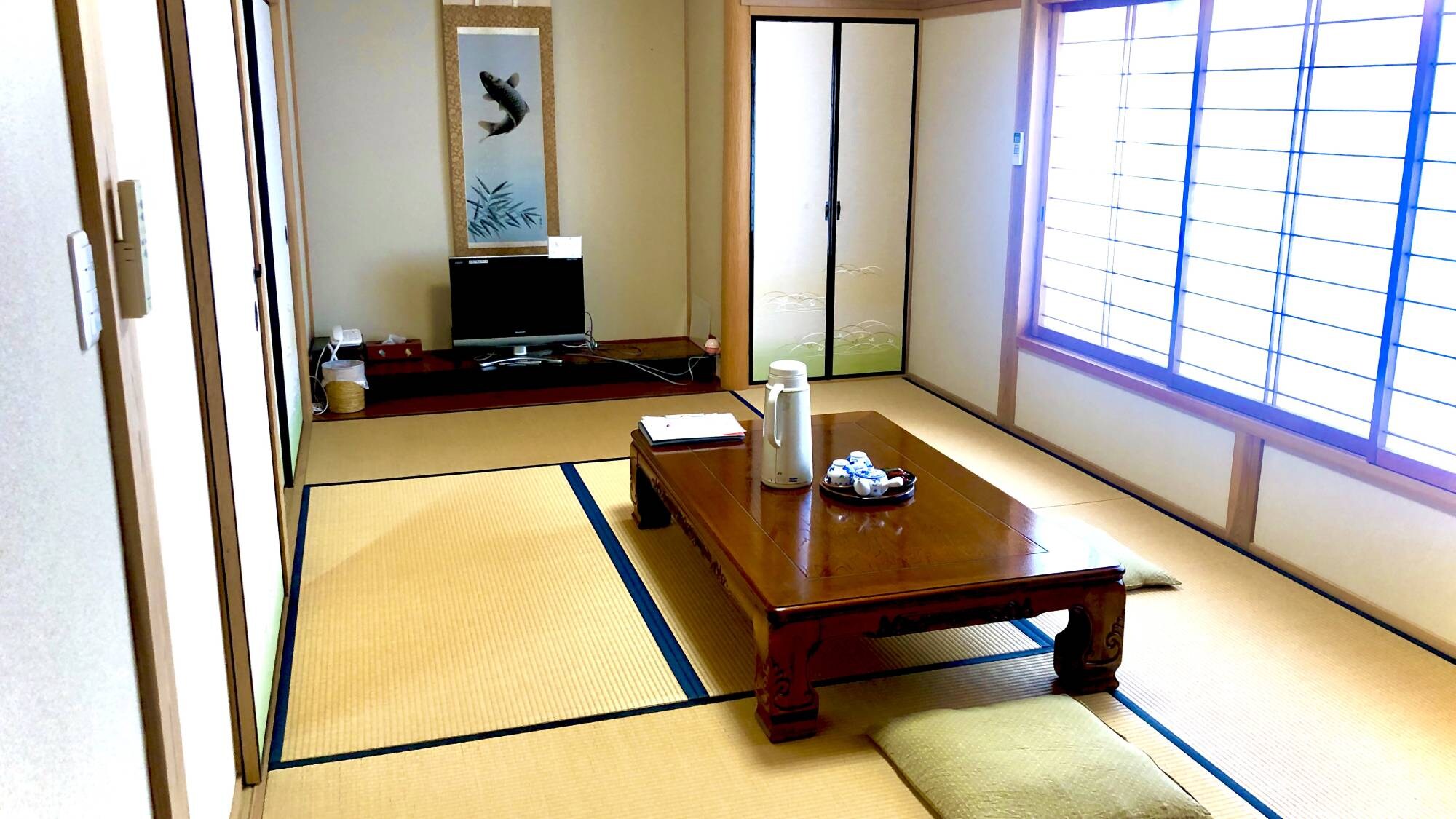 ・ [Japanese-style room 7.5 tatami mats] Please relax in a room that makes you feel the Japanese atmosphere.